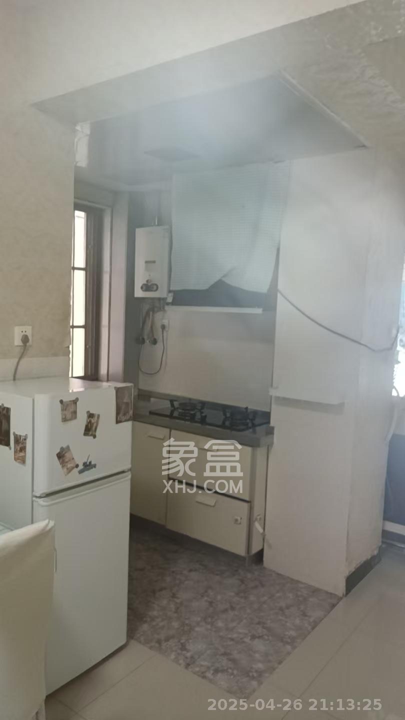 雄新水印廊桥（雄新华府）  1室1厅1卫   1300.00元/月室内图