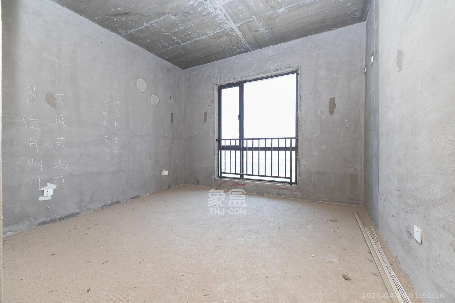 长燃新奥佳园  4室2厅2卫    90.0万 长燃新奥佳园  4室2厅2卫    90.0万卧室