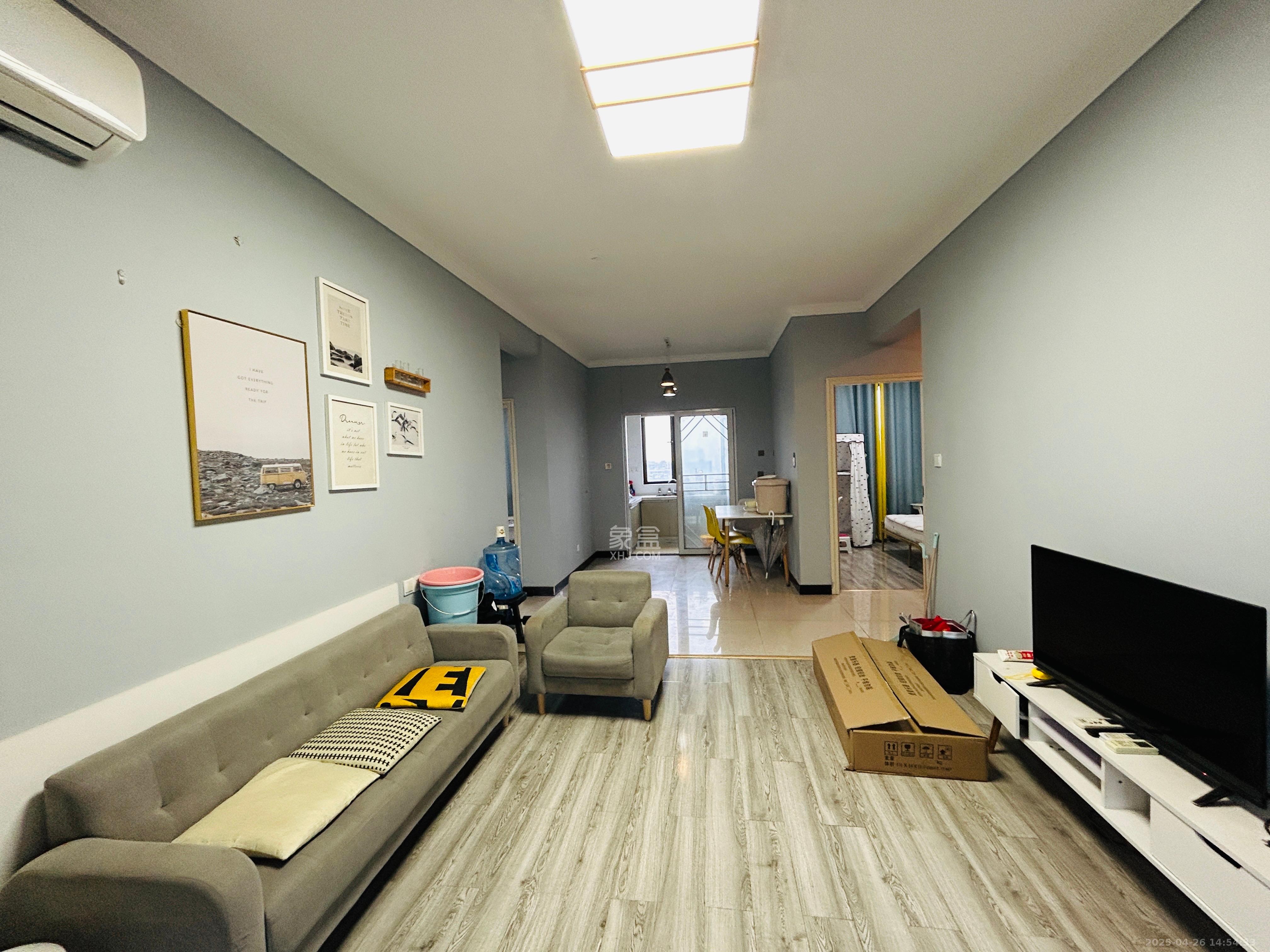 中建信和城  3室1厅1卫    2800.0元/月 中建信和城  3室1厅1卫    2800.0元/月