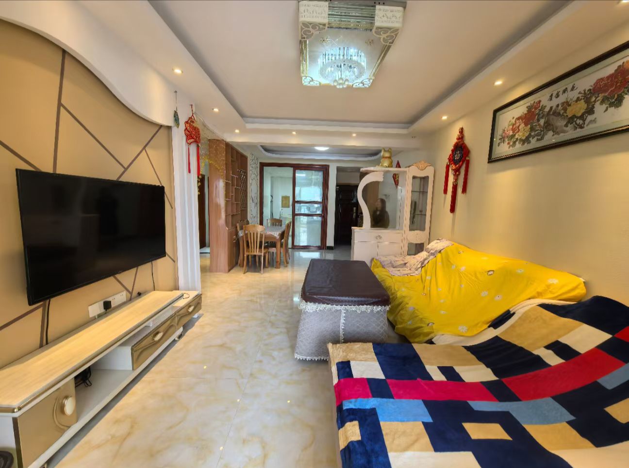 玉恒龙岸小区 3室2厅2卫 1500.0元/月 玉恒龙岸小区 3室2厅2卫 1500.0元/月室内图