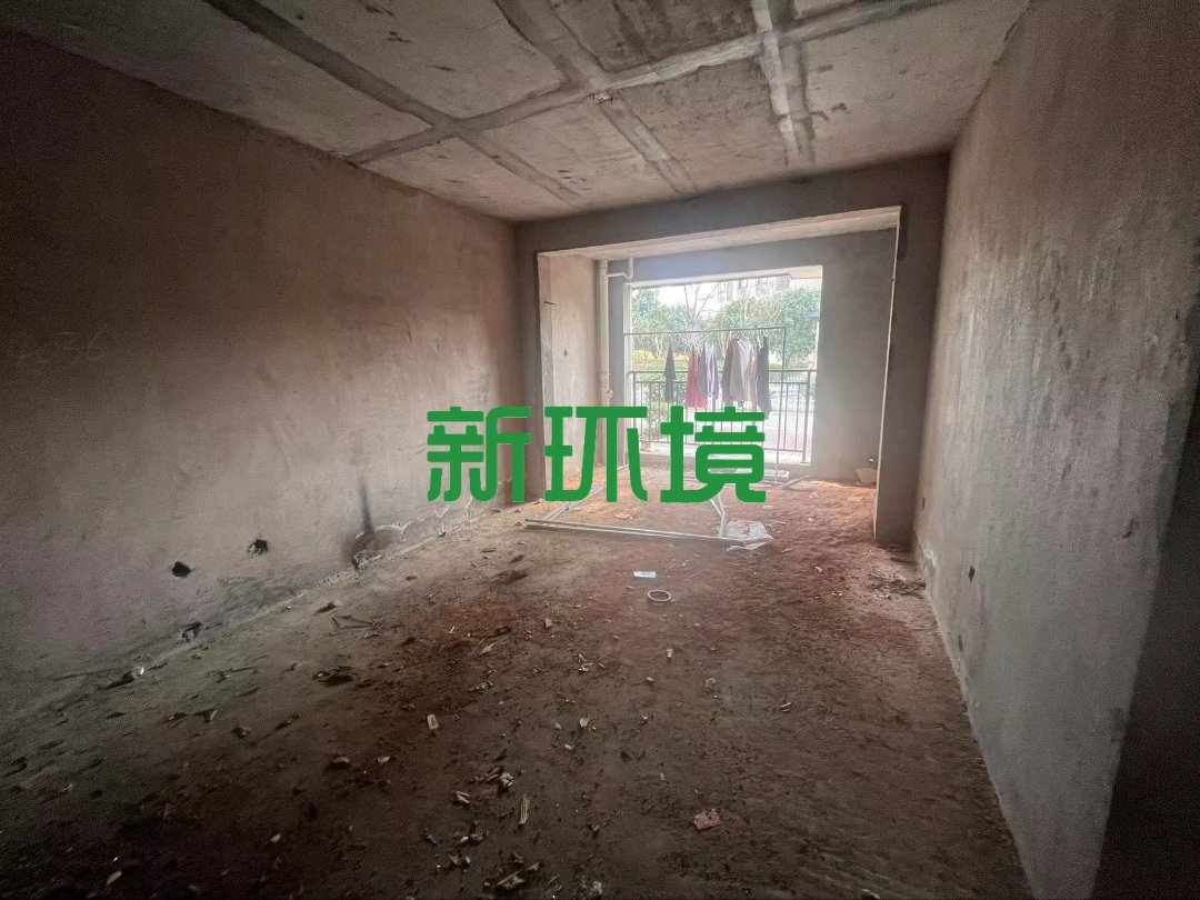 玉恒龙岸小区  3室2厅2卫   55.00万