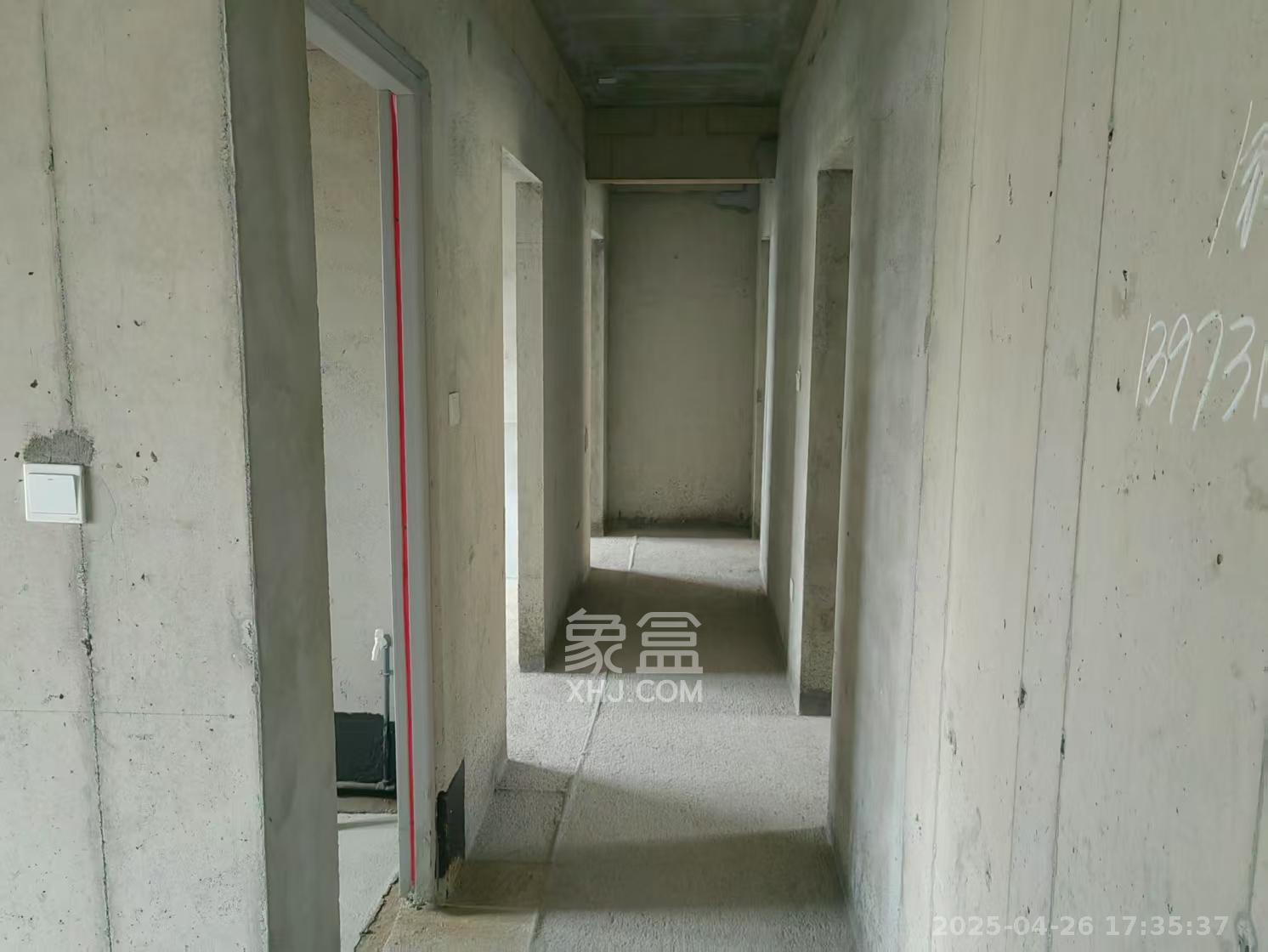 新宇东升家园 4室2厅2卫 1400.0元/月 新宇东升家园 4室2厅2卫 1400.0元/月室内图