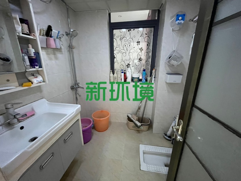 御花园  2室2厅1卫   52.80万客厅