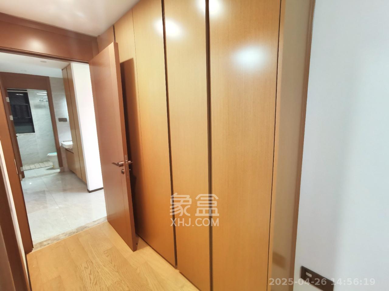 万科魅力之城天阔里  3室2厅2卫   3091.00元/月室内图