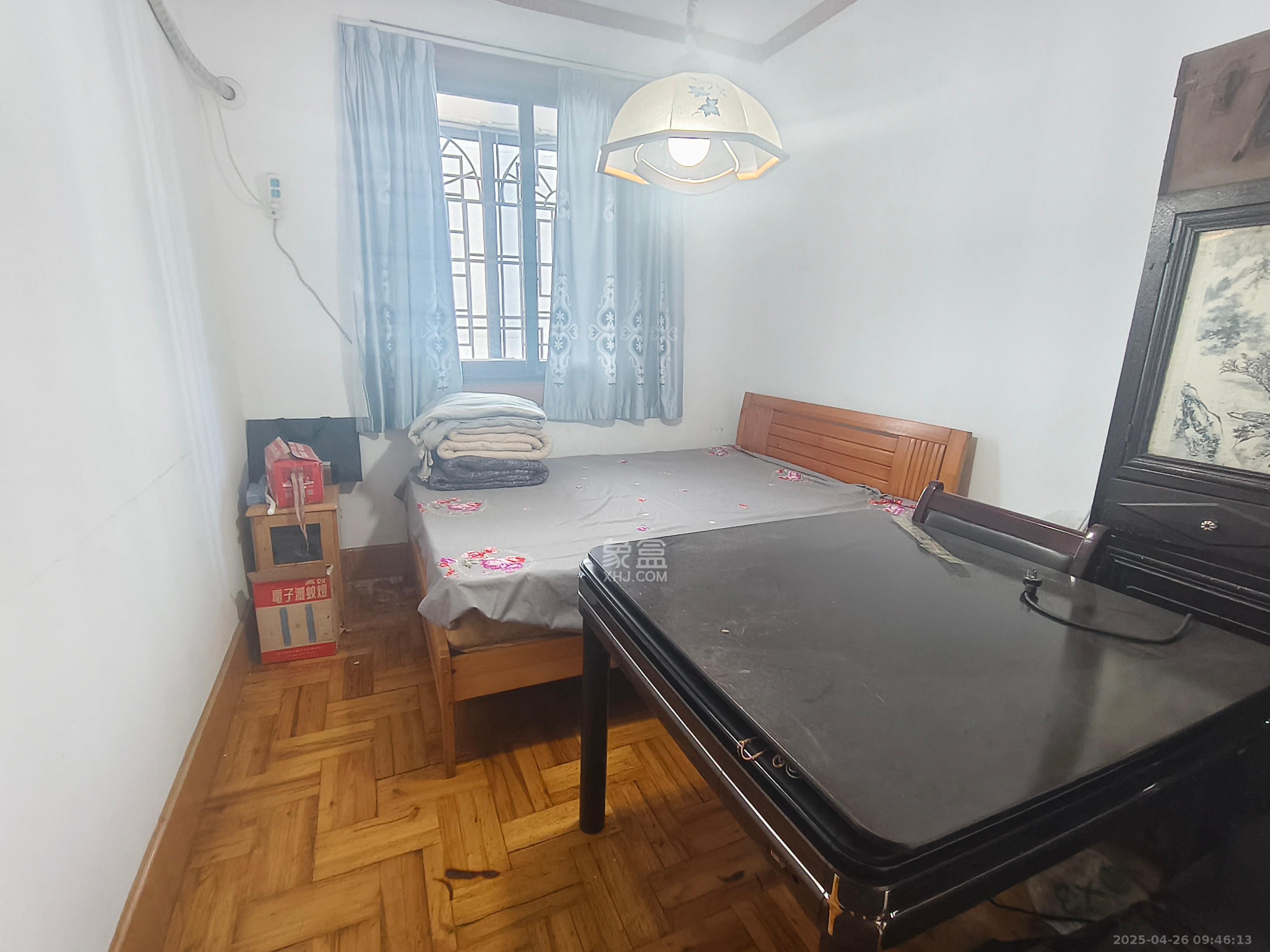 轻纺大楼 3室1厅1卫 1900.0元/月 轻纺大楼 3室1厅1卫 1900.0元/月室内图