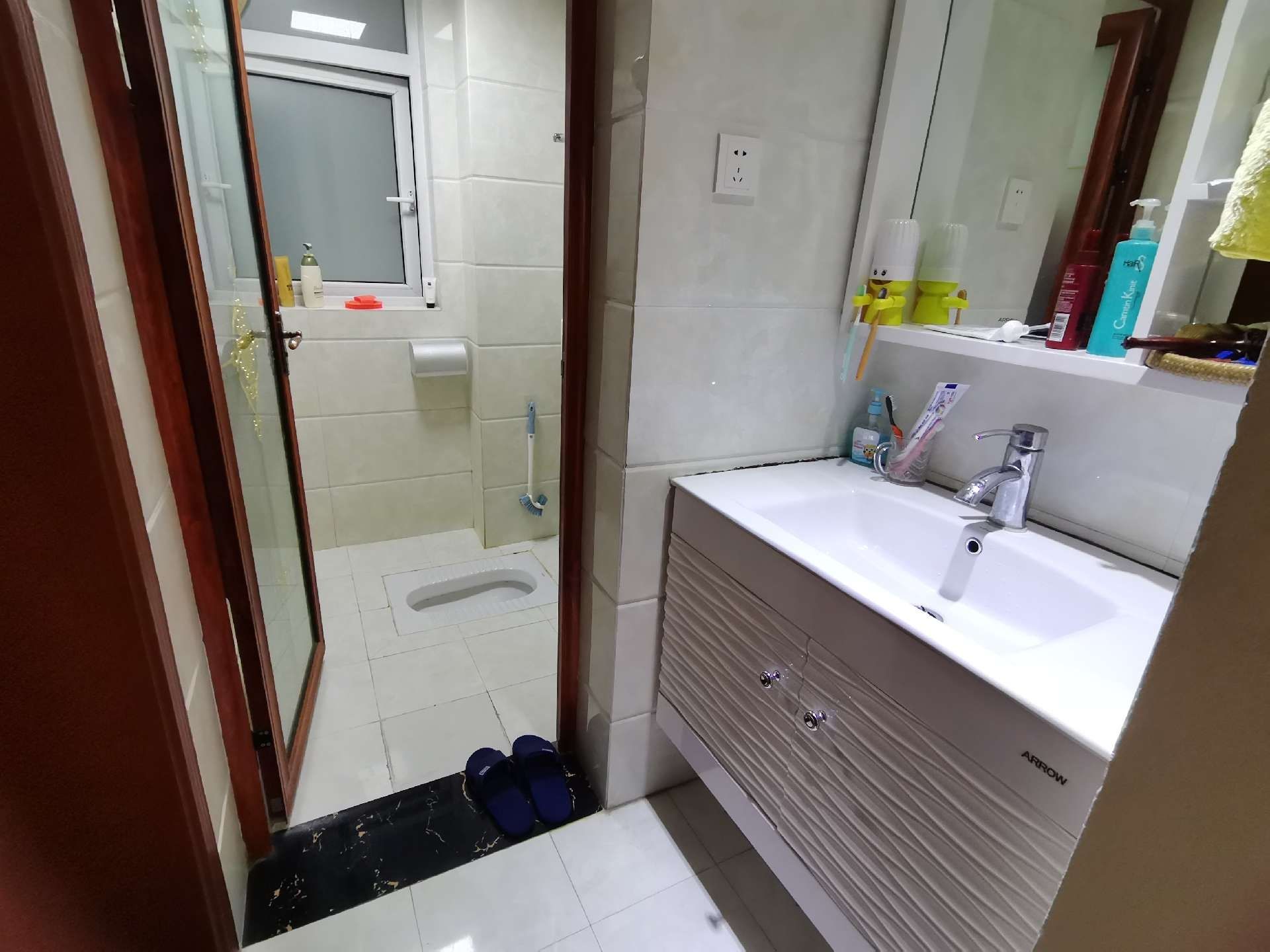 玉恒龙岸小区 3室2厅2卫 1500.0元/月 玉恒龙岸小区 3室2厅2卫 1500.0元/月室内图