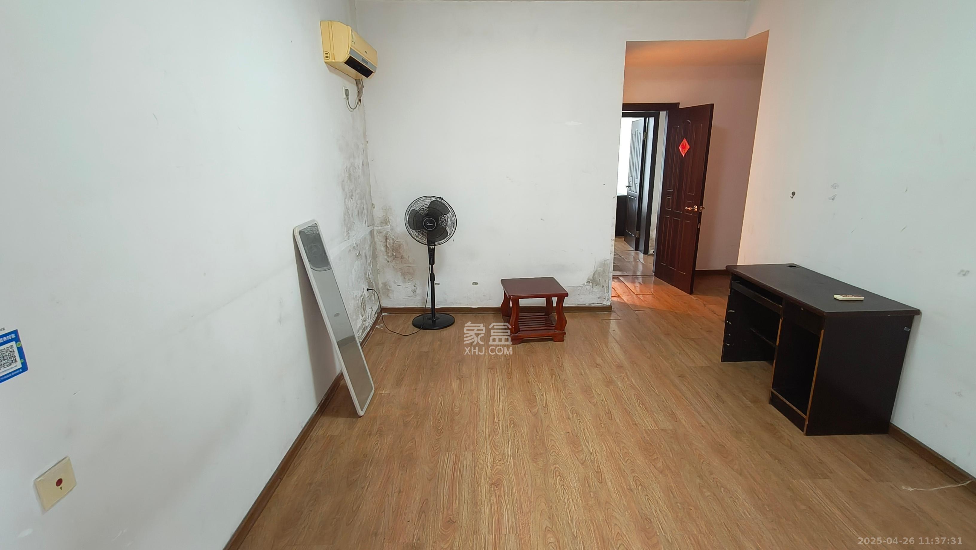 中江国际花城 3室2厅2卫 2500.0元/月 中江国际花城 3室2厅2卫 2500.0元/月室内图