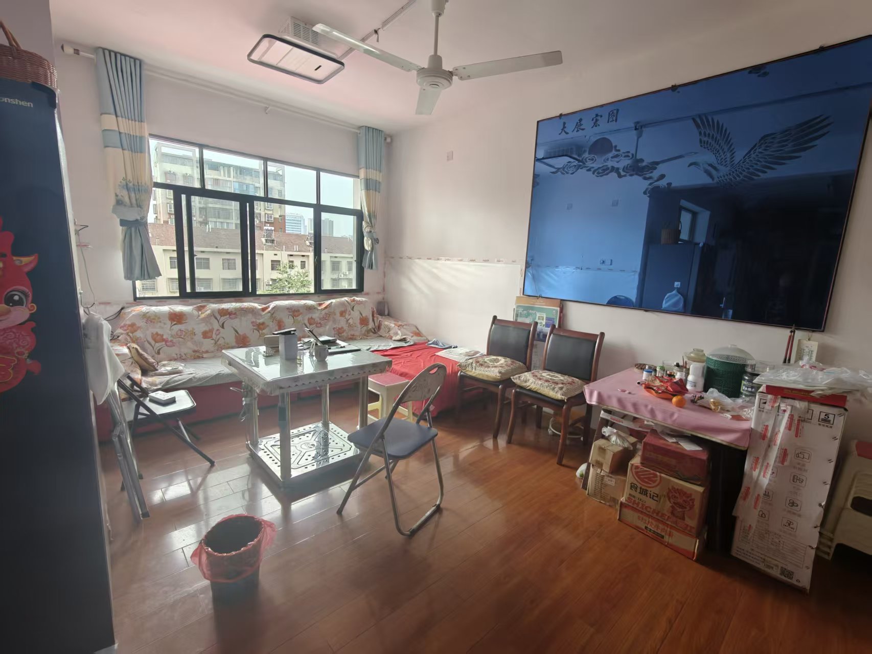 娄底毛巾厂 3室2厅2卫 21.8万 娄底毛巾厂 3室2厅2卫 21.8万客厅