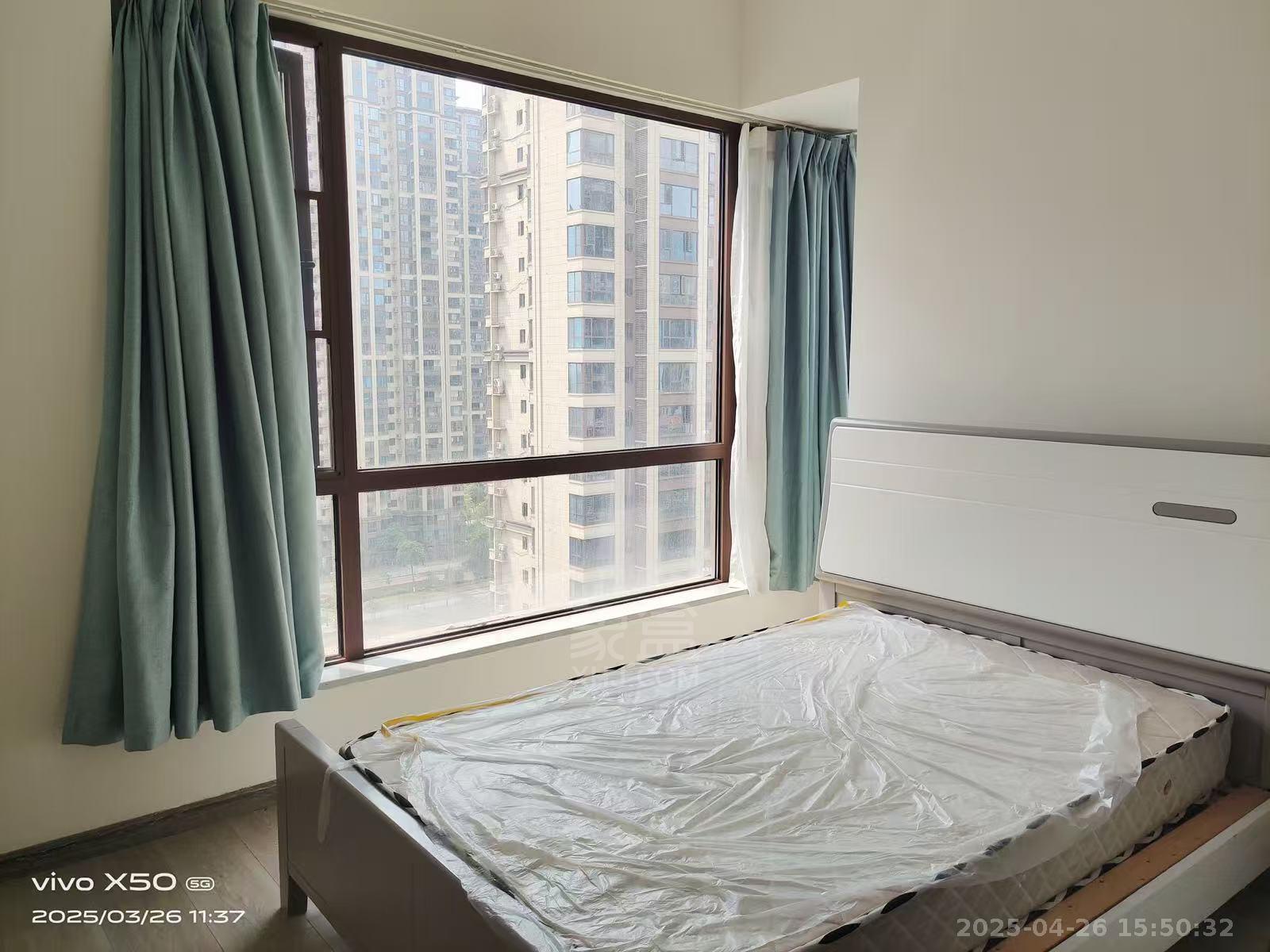 金轮津桥华府 3室2厅1卫 1800.0元/月 金轮津桥华府 3室2厅1卫 1800.0元/月室内图