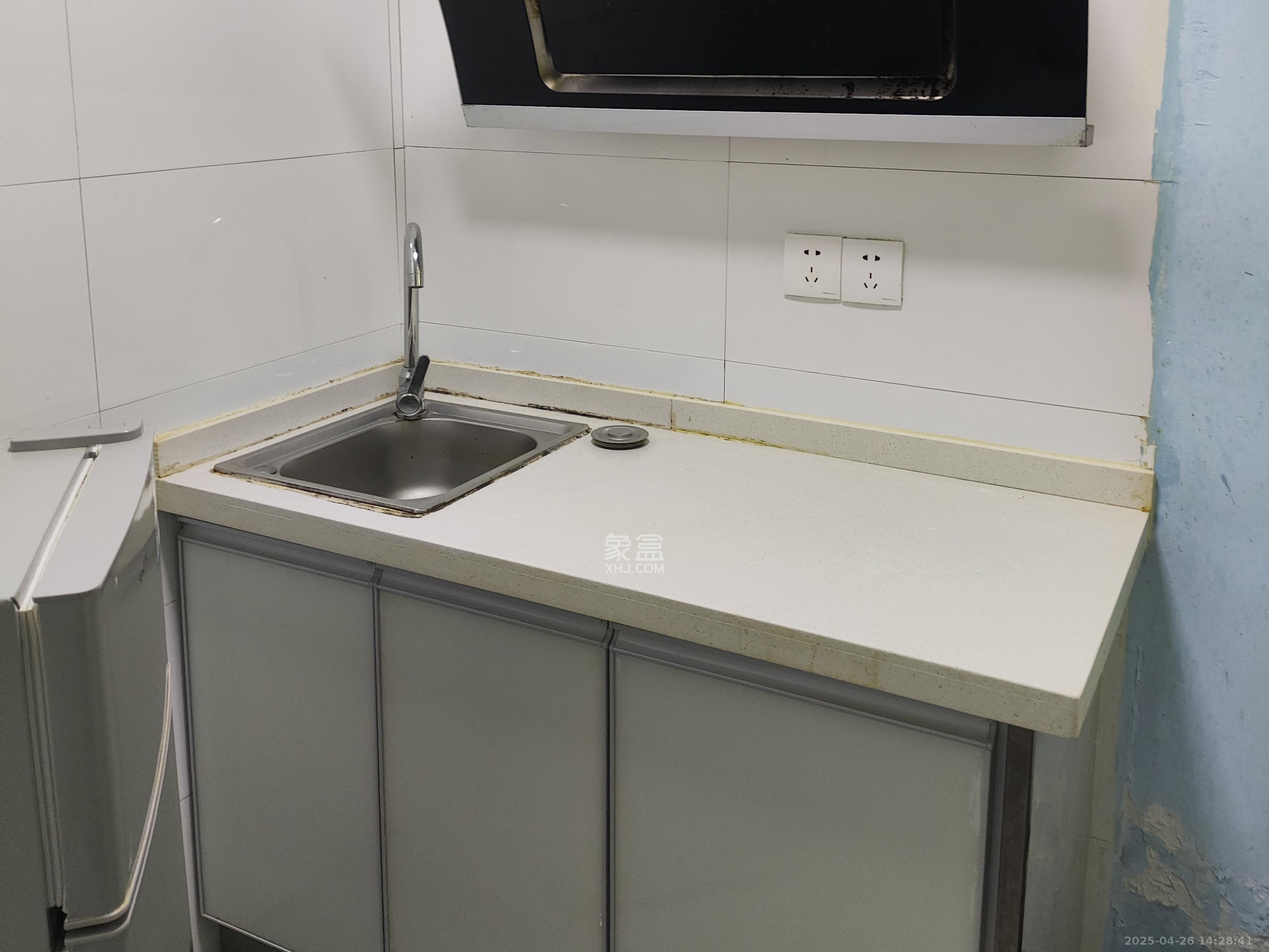 龙塘安置区(龙塘小区) 1室1厅1卫 800.0元/月 龙塘安置区(龙塘小区) 1室1厅1卫 800.0元/月室内图