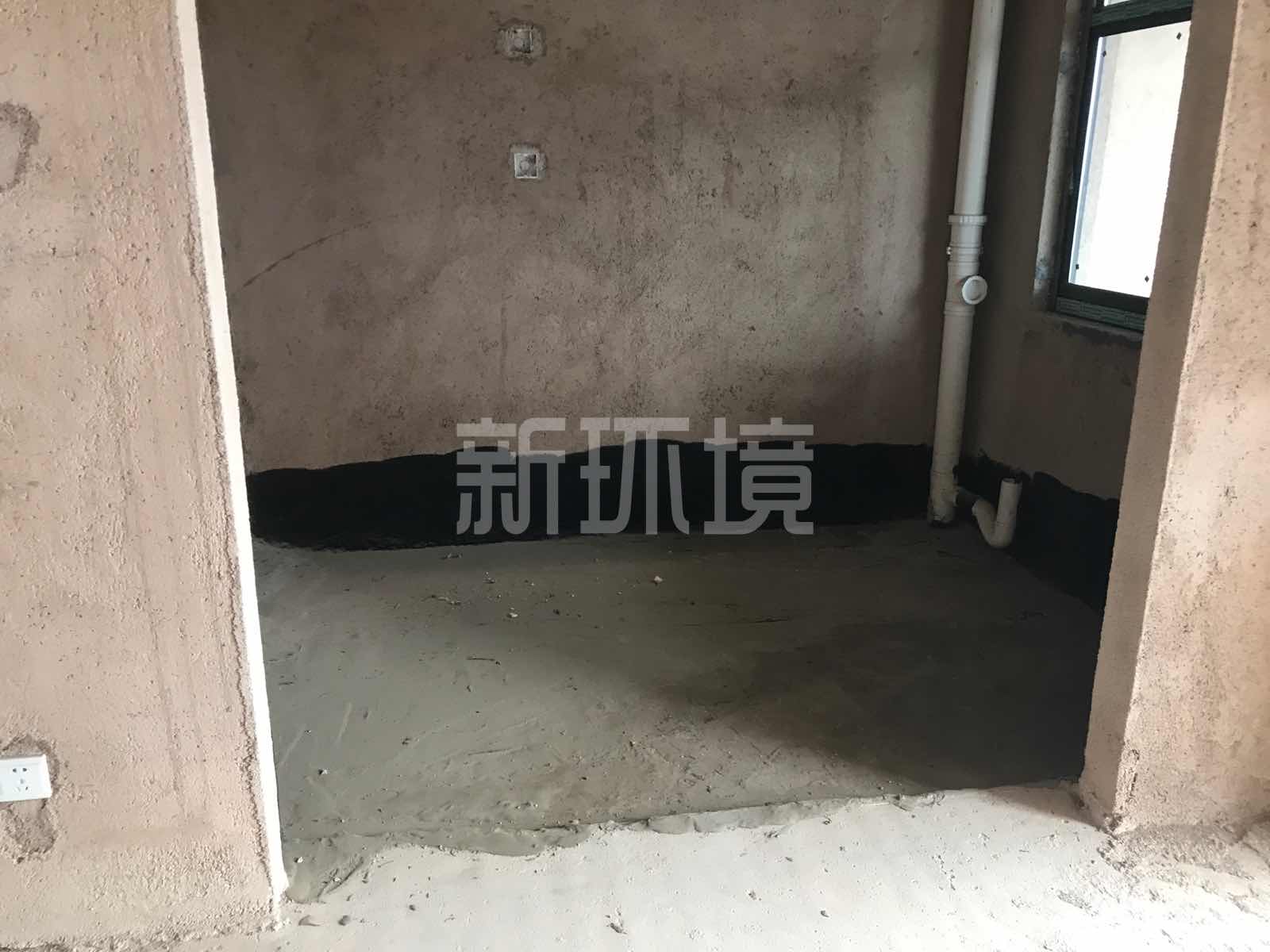 龙源华城  3室2厅2卫   71.00万客厅