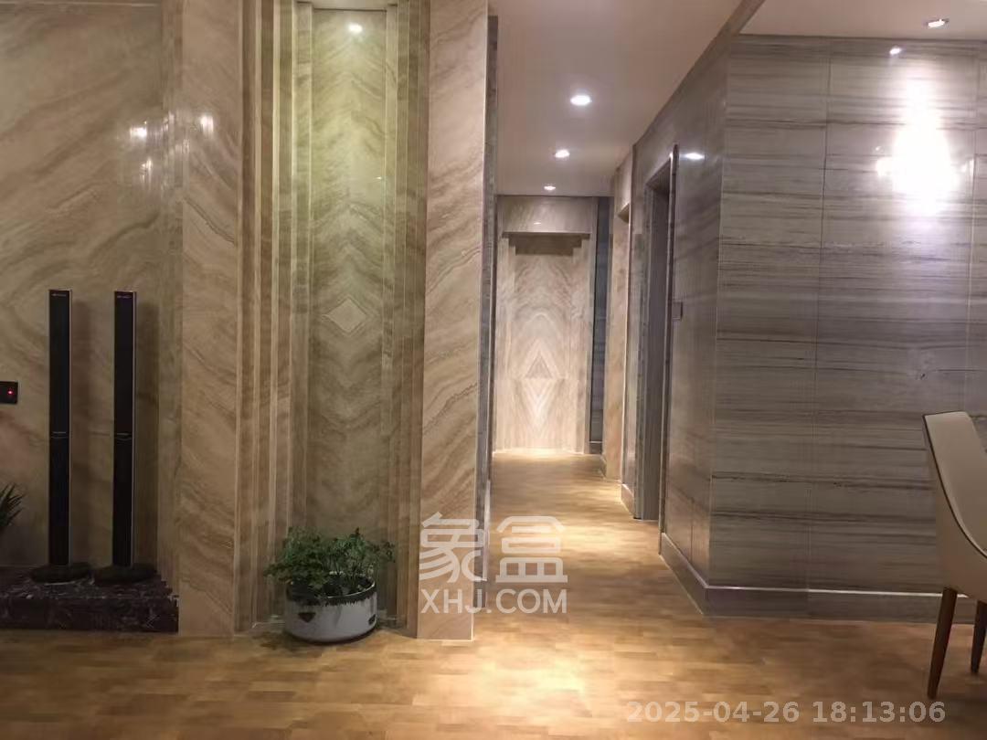 碧桂园威尼斯城  4室2厅2卫   3588.00元/月