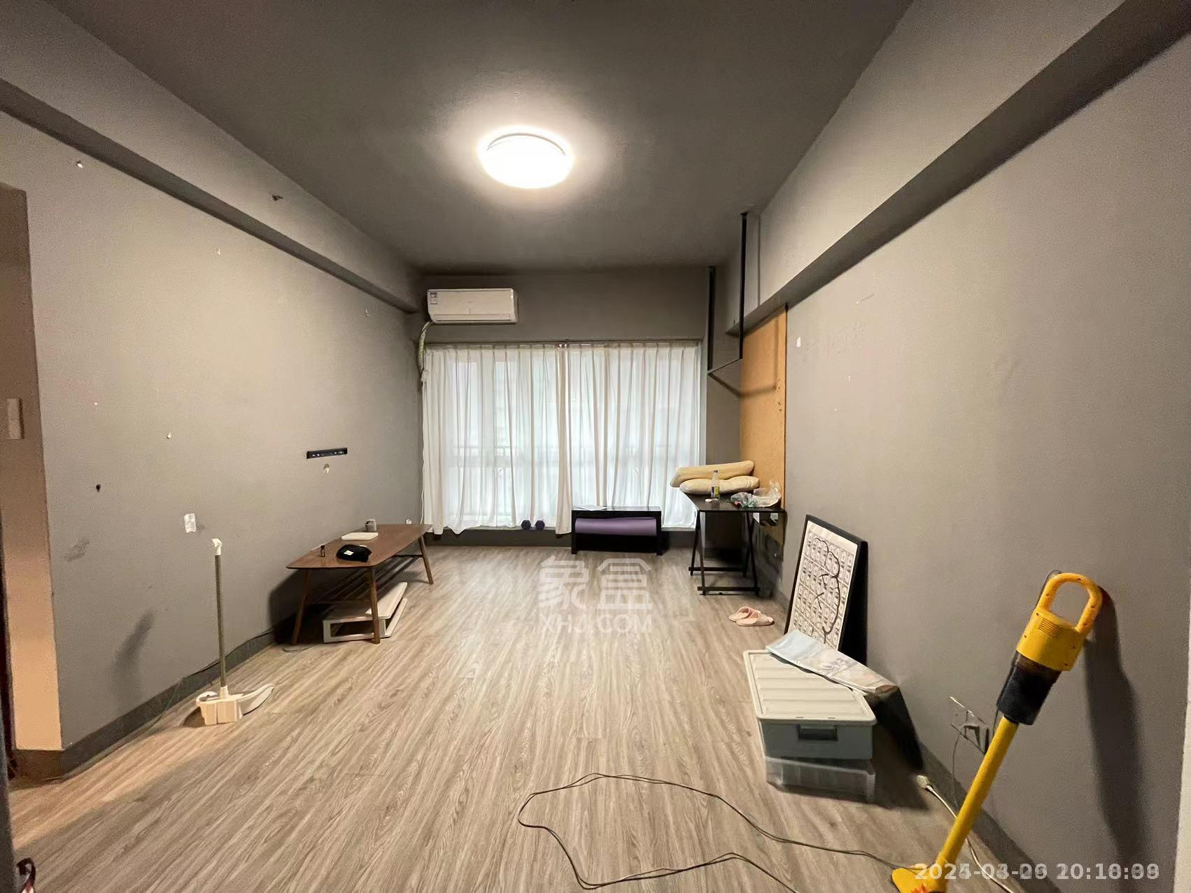 大汉希尔顿  2室0厅0卫    2500.0元/月 大汉希尔顿  2室0厅0卫    2500.0元/月室内图