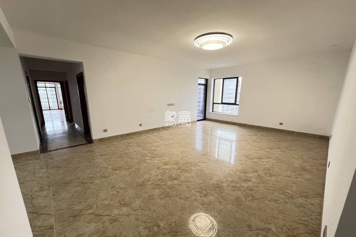 兆南丽湾 1室1厅1卫 4000.0元/月 兆南丽湾 1室1厅1卫 4000.0元/月室内图