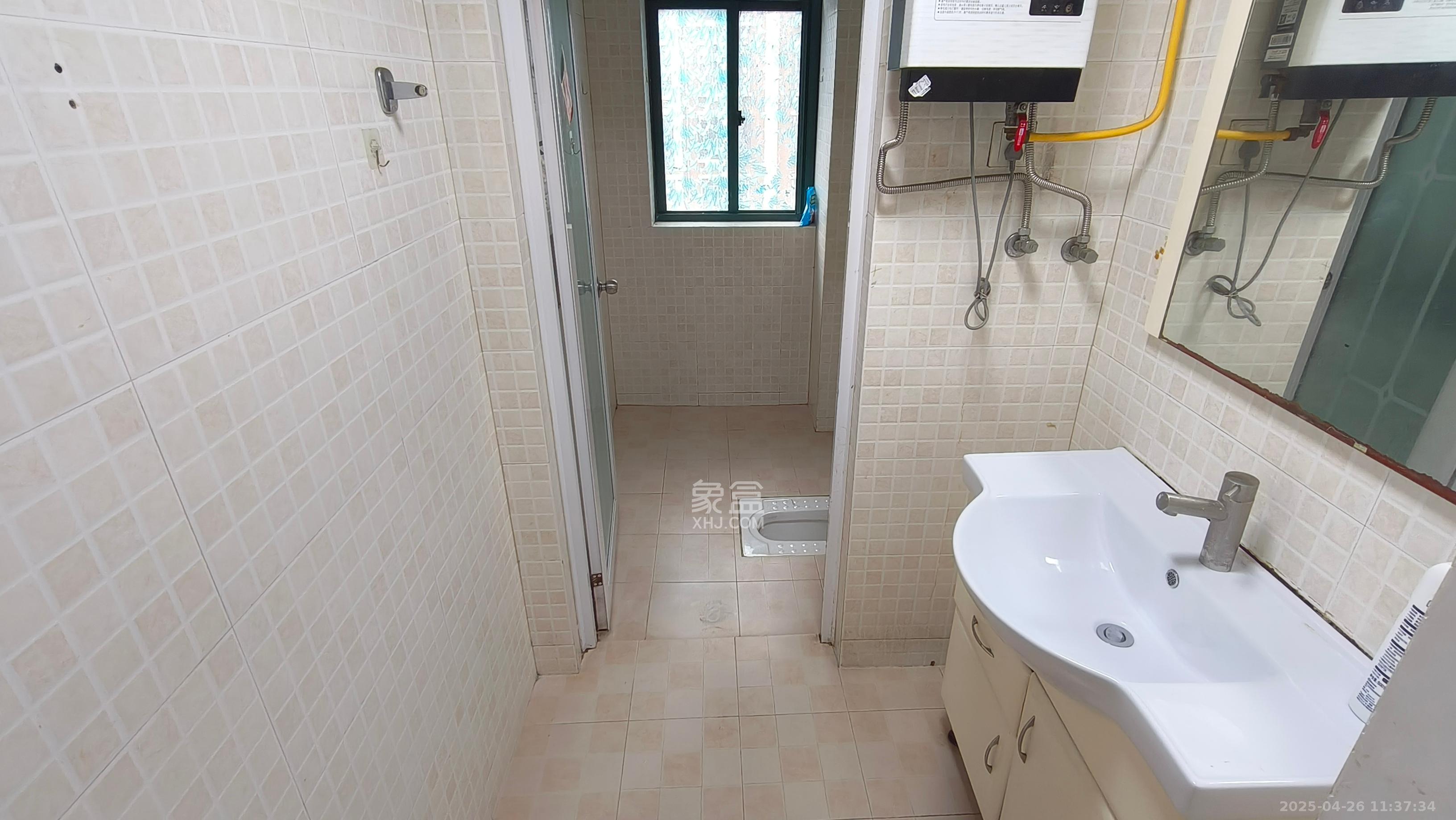 中江国际花城 3室2厅2卫 2500.0元/月 中江国际花城 3室2厅2卫 2500.0元/月室内图