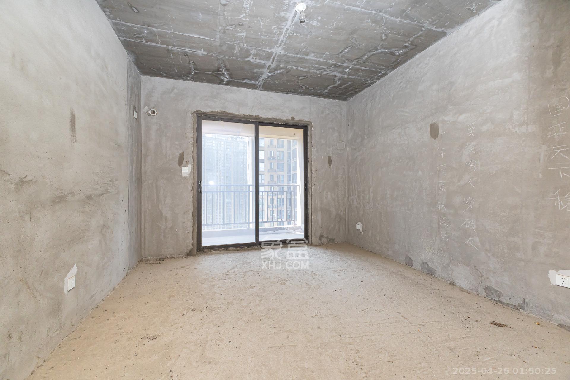 长燃新奥佳园  4室2厅2卫    90.0万 长燃新奥佳园  4室2厅2卫    90.0万卧室