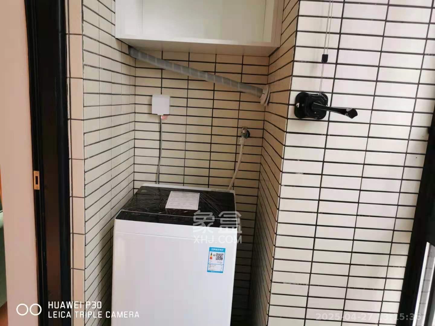 时代年华  2室1厅1卫   1400.00元/月室内图