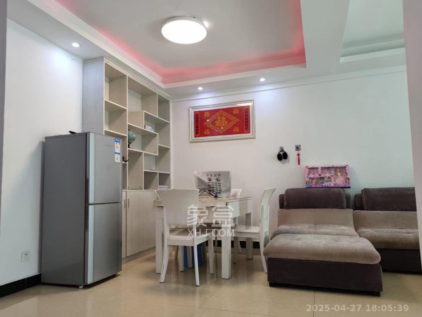 鑫远御文台一期 2室2厅1卫 2300.0元/月 鑫远御文台一期 2室2厅1卫 2300.0元/月室内图