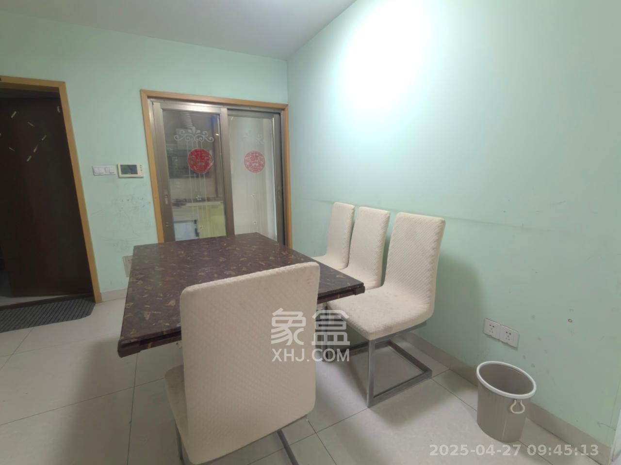 城市山水豪园（山水城市风景）  2室2厅1卫   2400.00元/月室内图