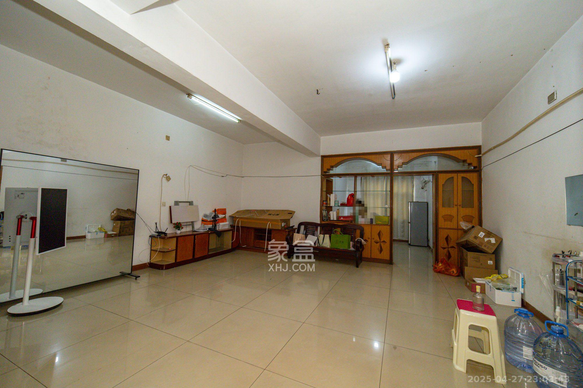 杉星小区  2室2厅2卫    55.0万 杉星小区  2室2厅2卫    55.0万