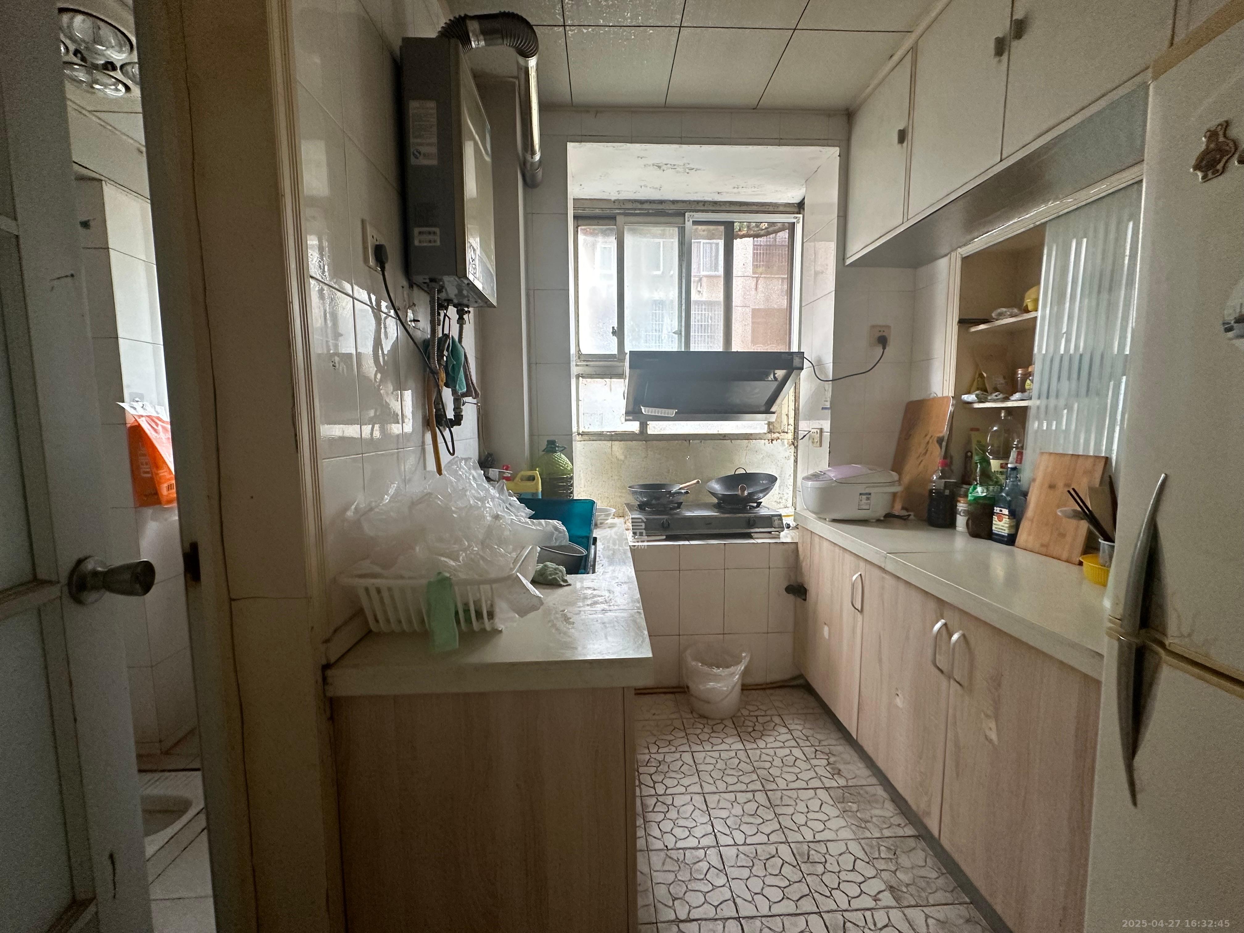 造化塘 2室1厅1卫 1750.0元/月 造化塘 2室1厅1卫 1750.0元/月室内图