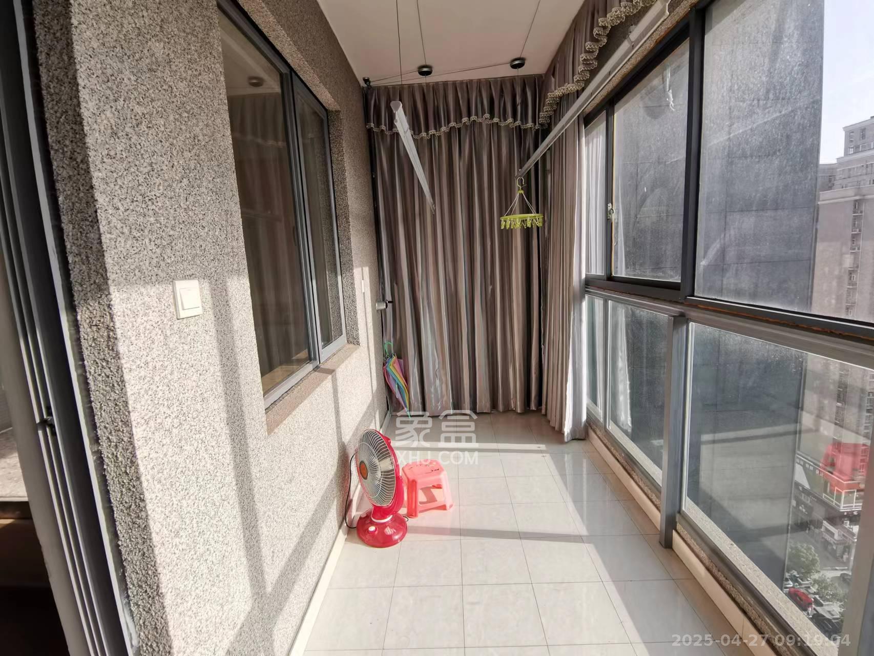 西子一间  1室1厅1卫   2000.00元/月室内图