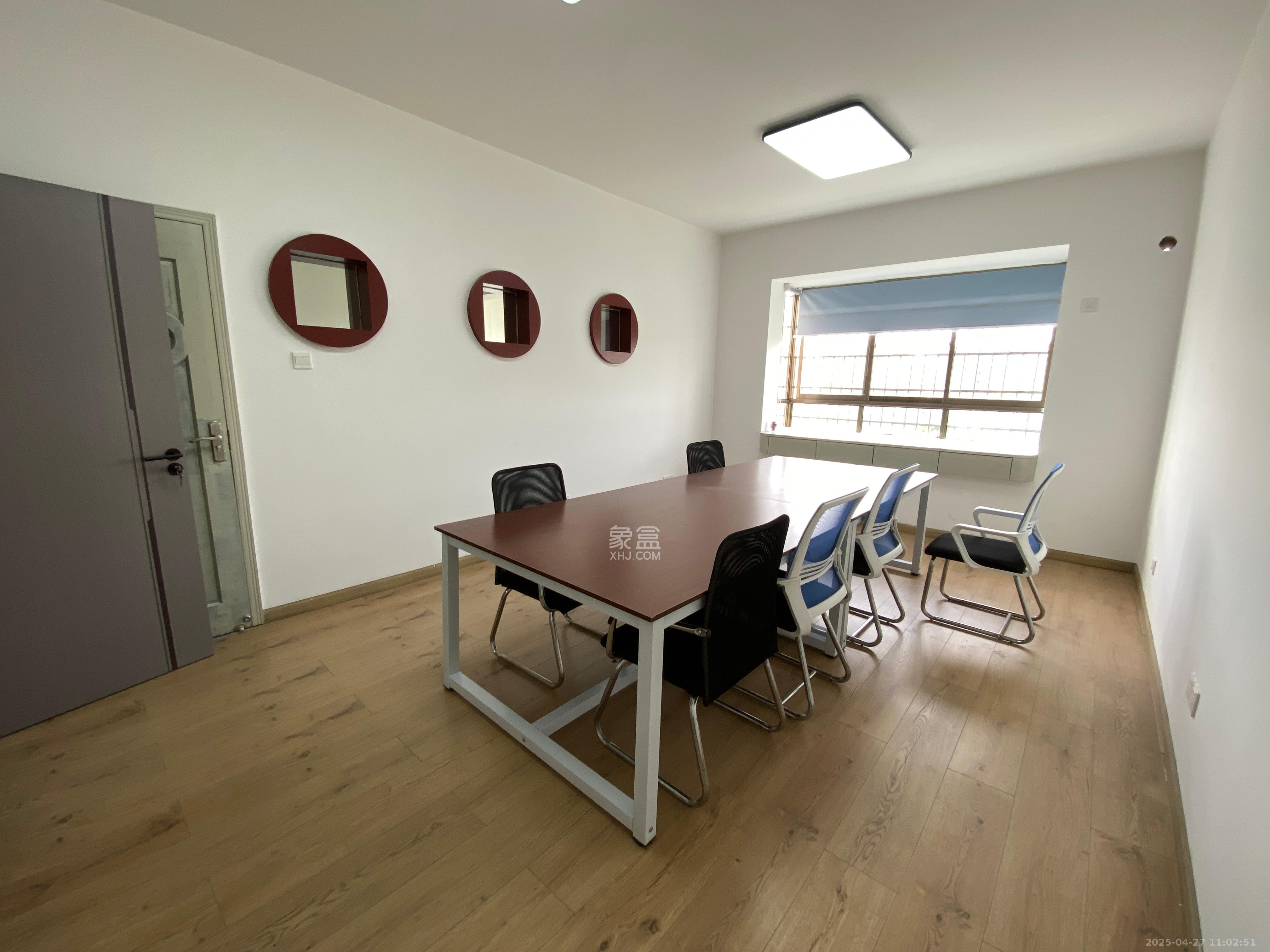 城宇大厦 2室2厅1卫 1500.0元/月 城宇大厦 2室2厅1卫 1500.0元/月室内图