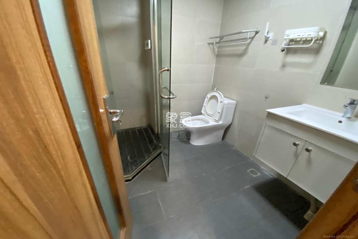 中泰财富湘江 1室1厅1卫 1400.0元/月 中泰财富湘江 1室1厅1卫 1400.0元/月室内图