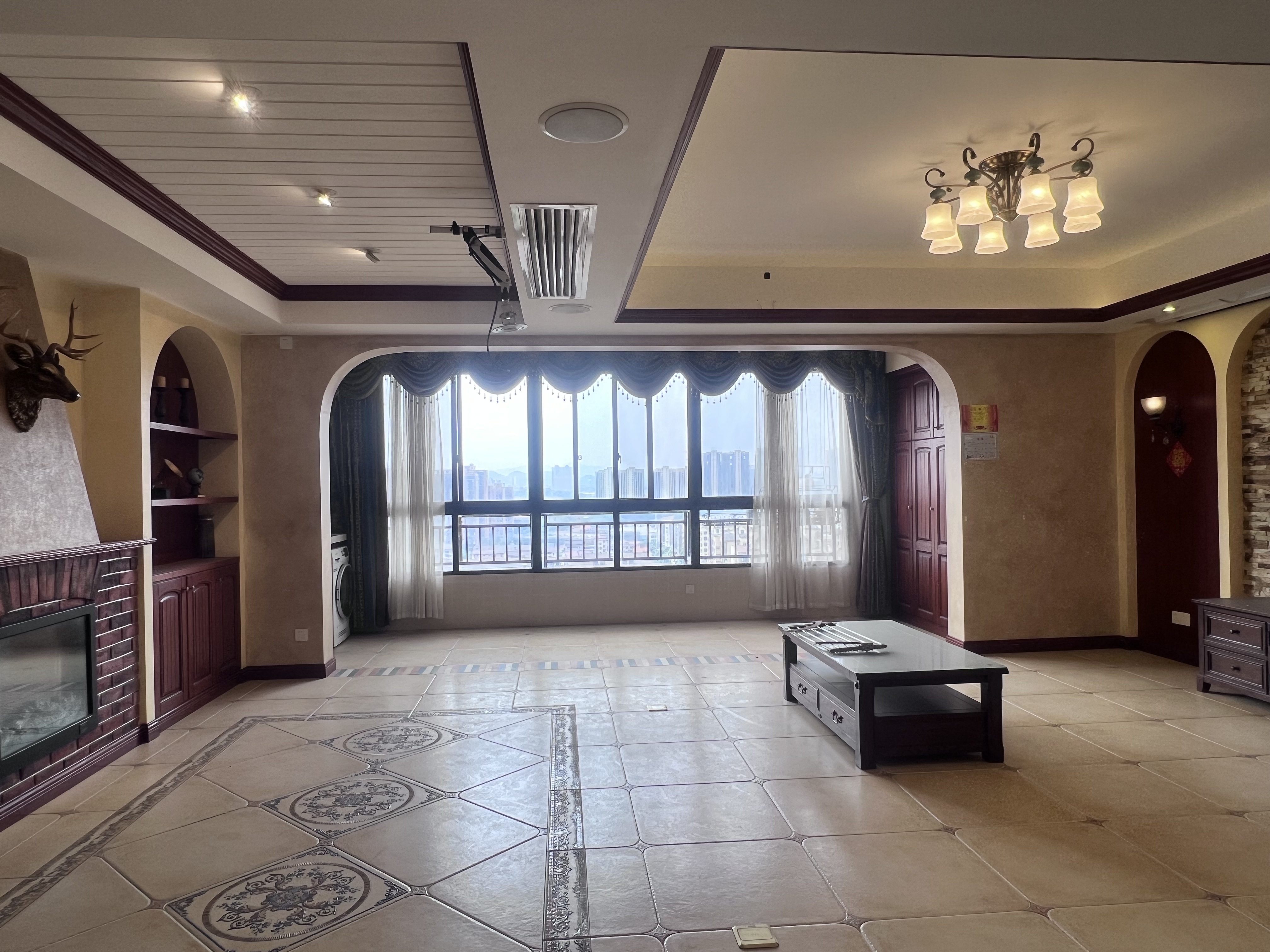 君临上海湾  3室2厅2卫    3000.0元/月 君临上海湾  3室2厅2卫    3000.0元/月室内图