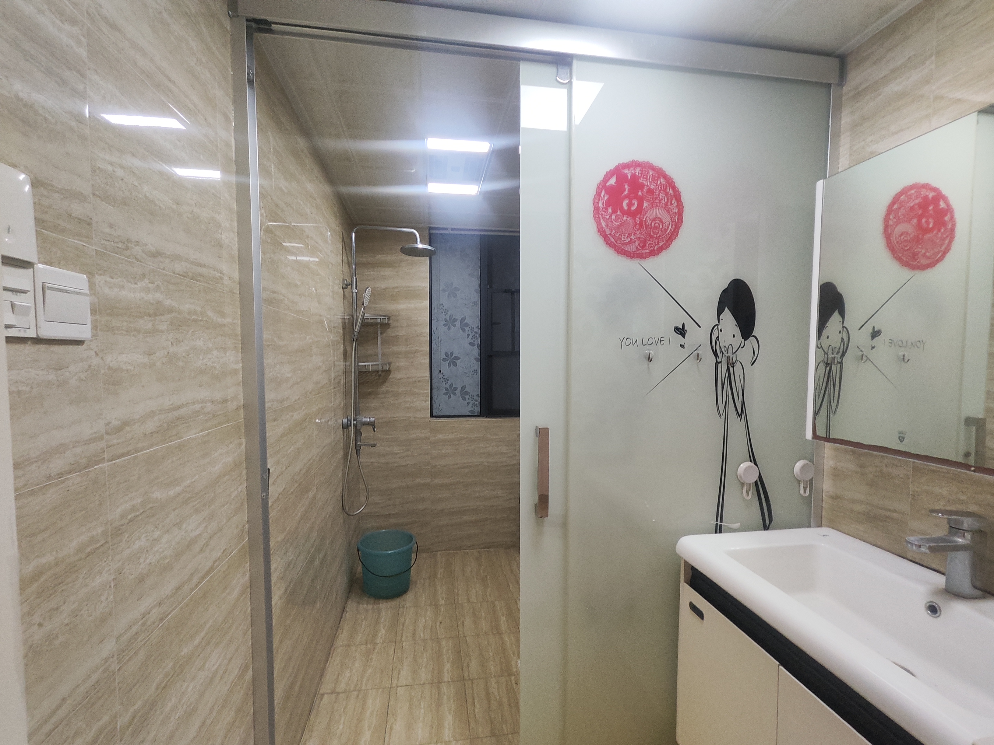 日盛山湖城 4室2厅2卫 82.0万 日盛山湖城 4室2厅2卫 82.0万室内图