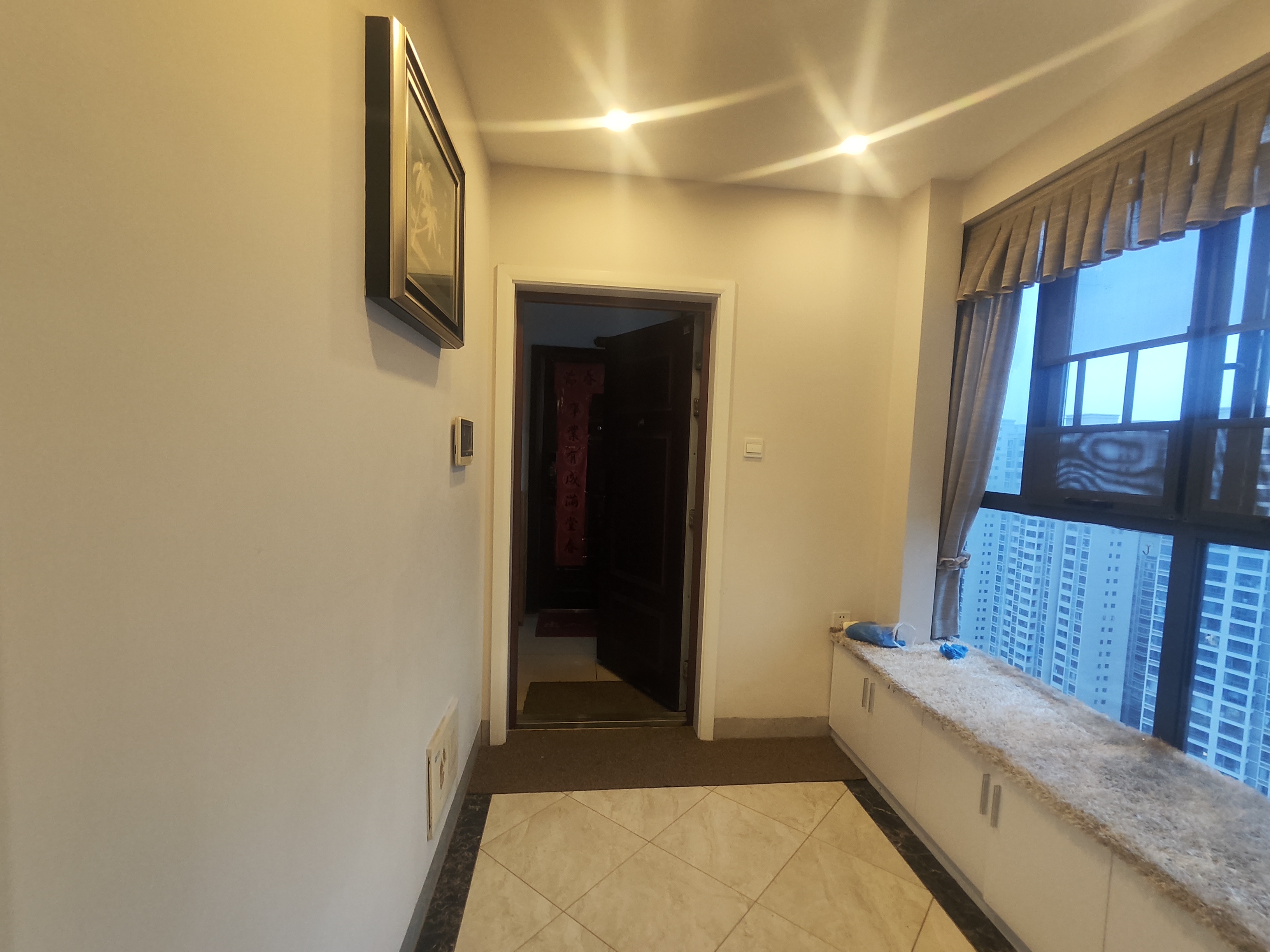 日盛山湖城 4室2厅2卫 82.0万 日盛山湖城 4室2厅2卫 82.0万室内图