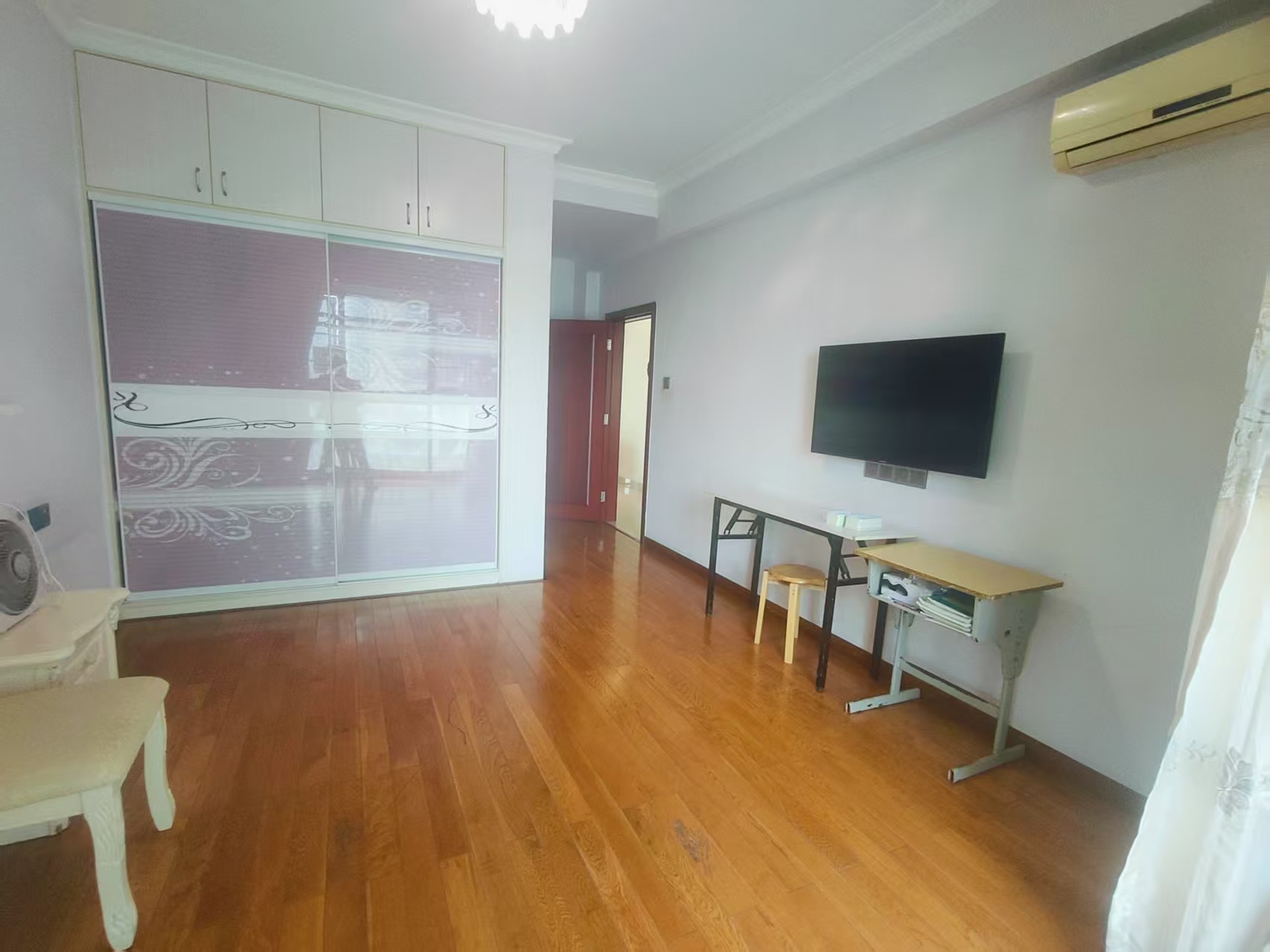 泰山公馆 3室2厅1卫 46.8万 泰山公馆 3室2厅1卫 46.8万室内图