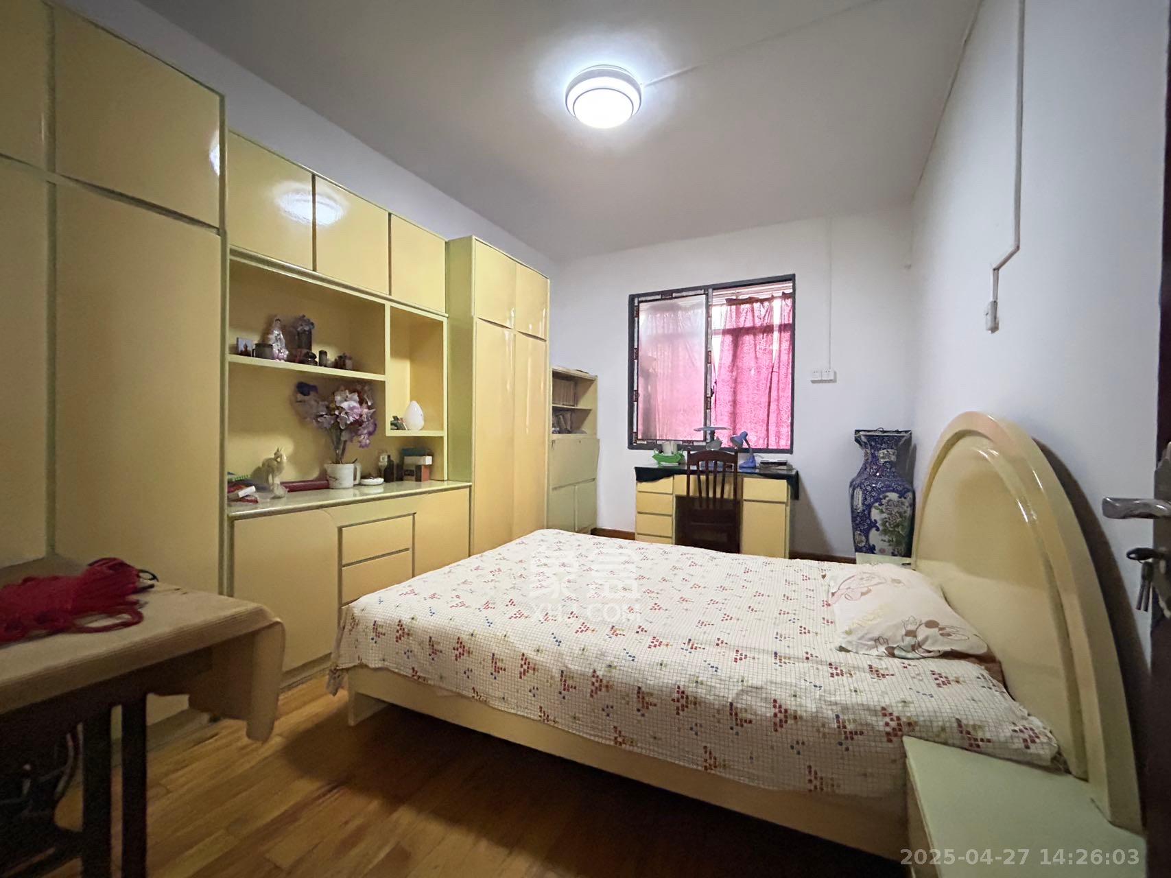 西园北里小区 2室1厅1卫 1800.0元/月 西园北里小区 2室1厅1卫 1800.0元/月室内图