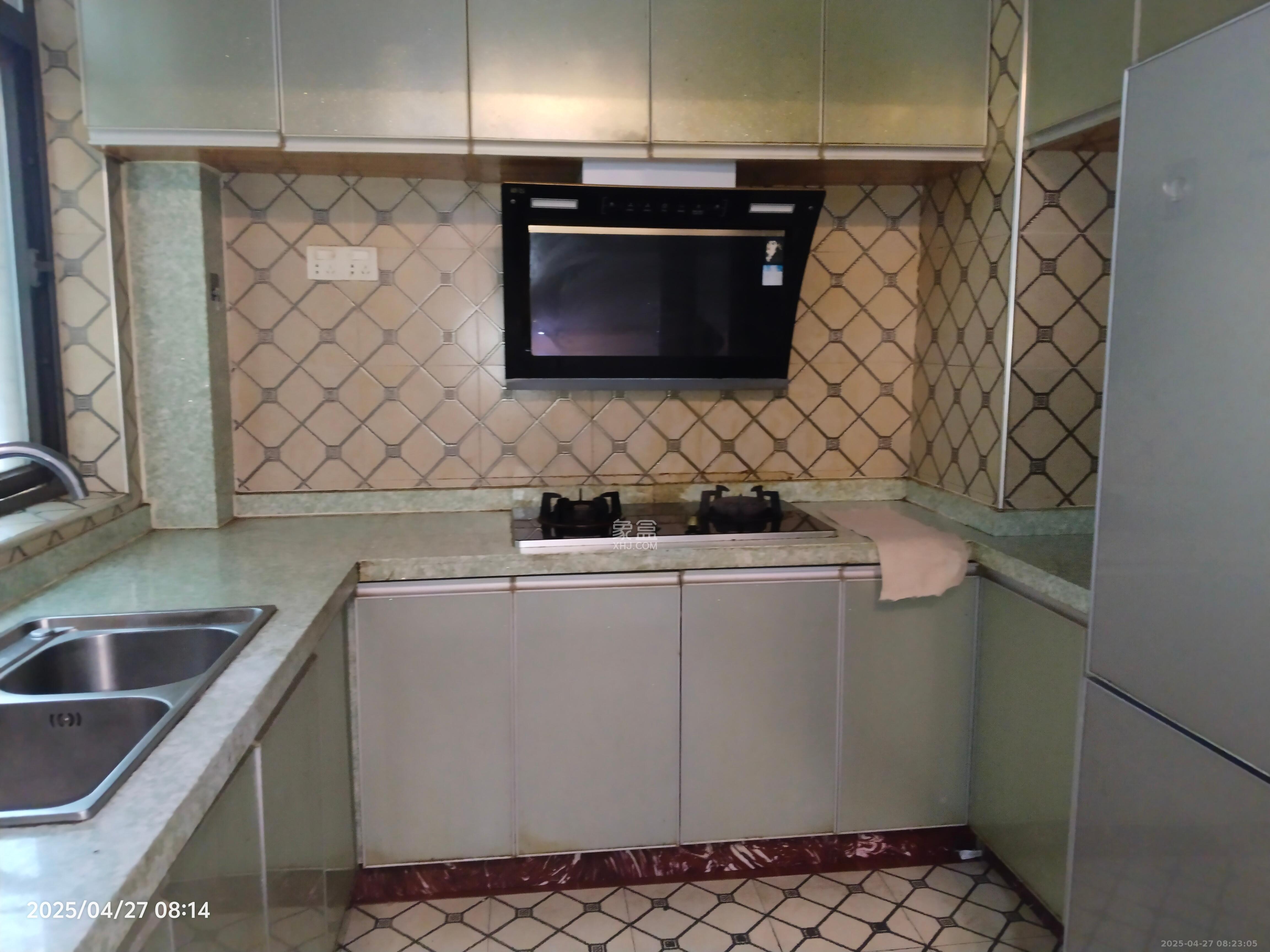 幸福庄园  1室0厅0卫    1600.0元/月 幸福庄园  1室0厅0卫    1600.0元/月室内图