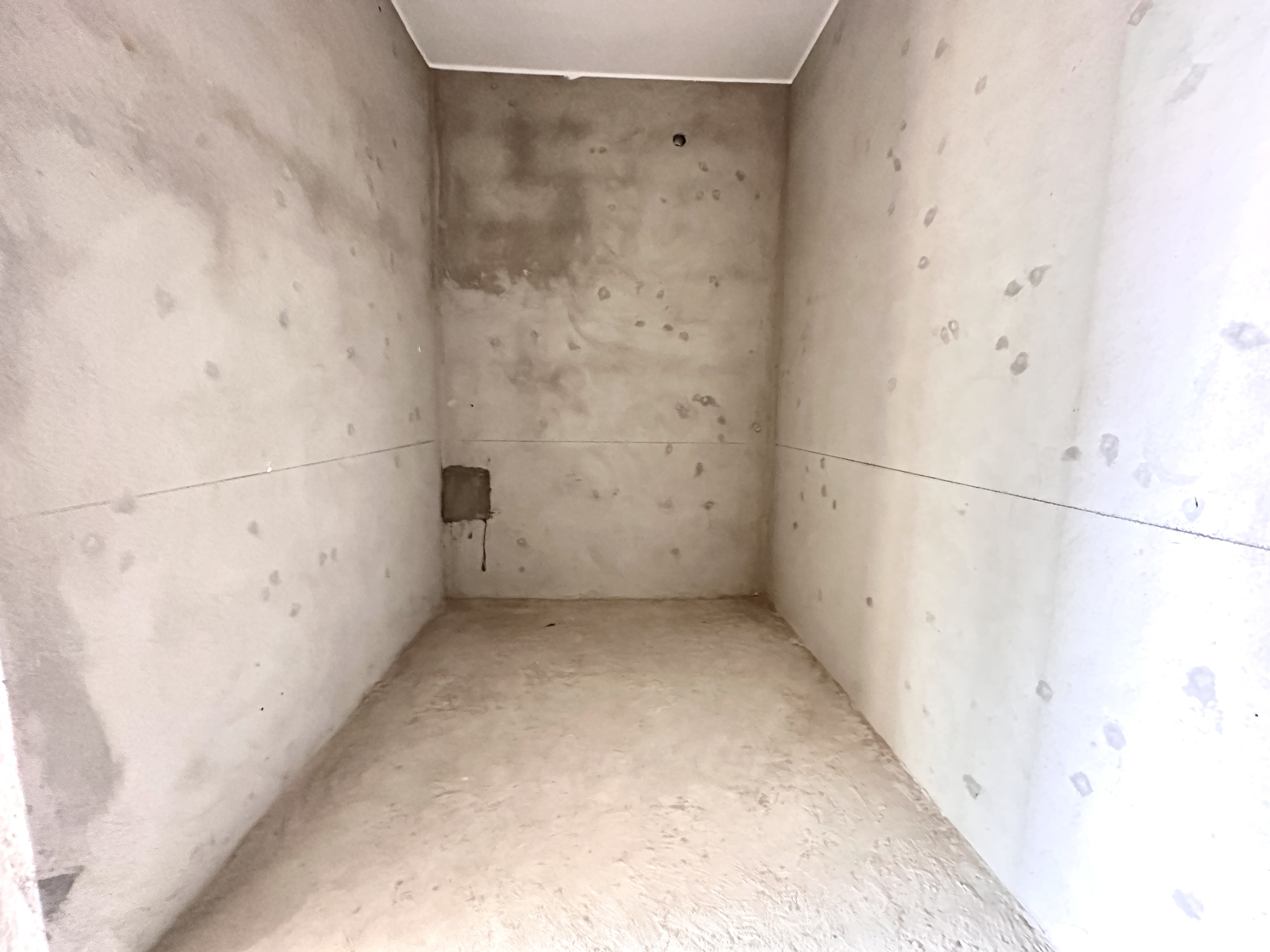 富力首府 3室2厅2卫 490.0万 富力首府 3室2厅2卫 490.0万客厅