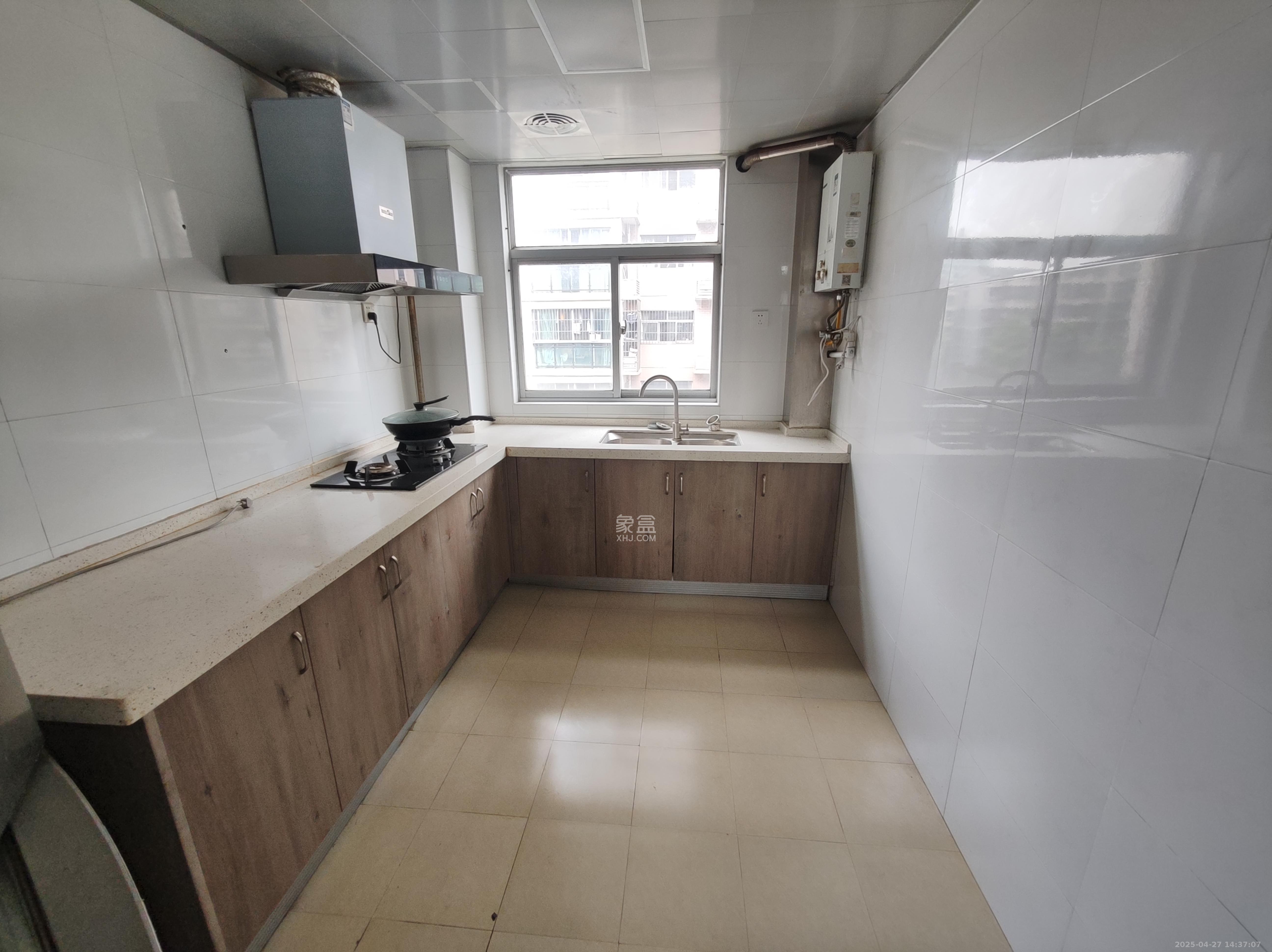 金龙苑 2室2厅1卫 2200.0元/月 金龙苑 2室2厅1卫 2200.0元/月室内图