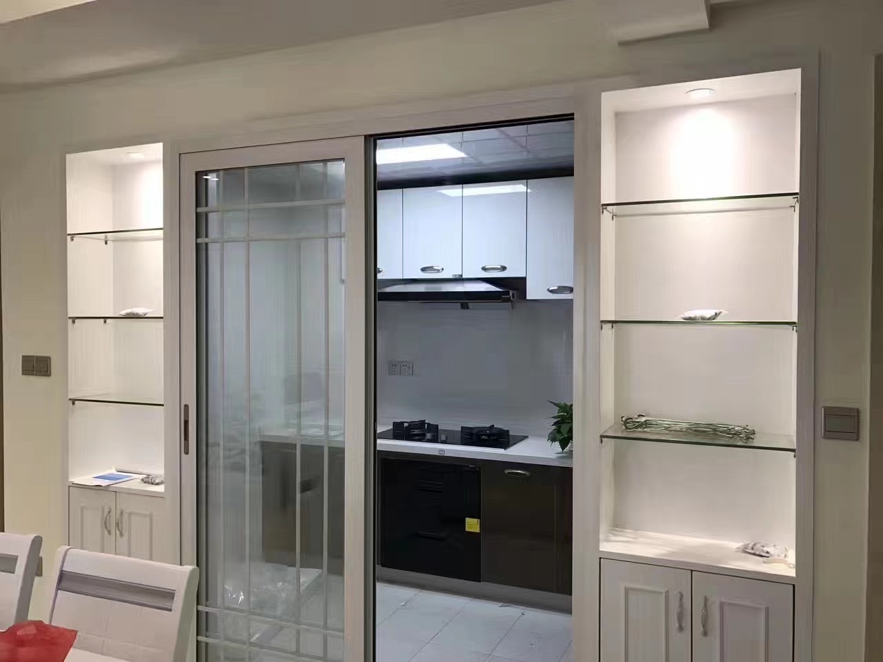 珠江愉景新城  3室1厅1卫   2200.00元/月室内图