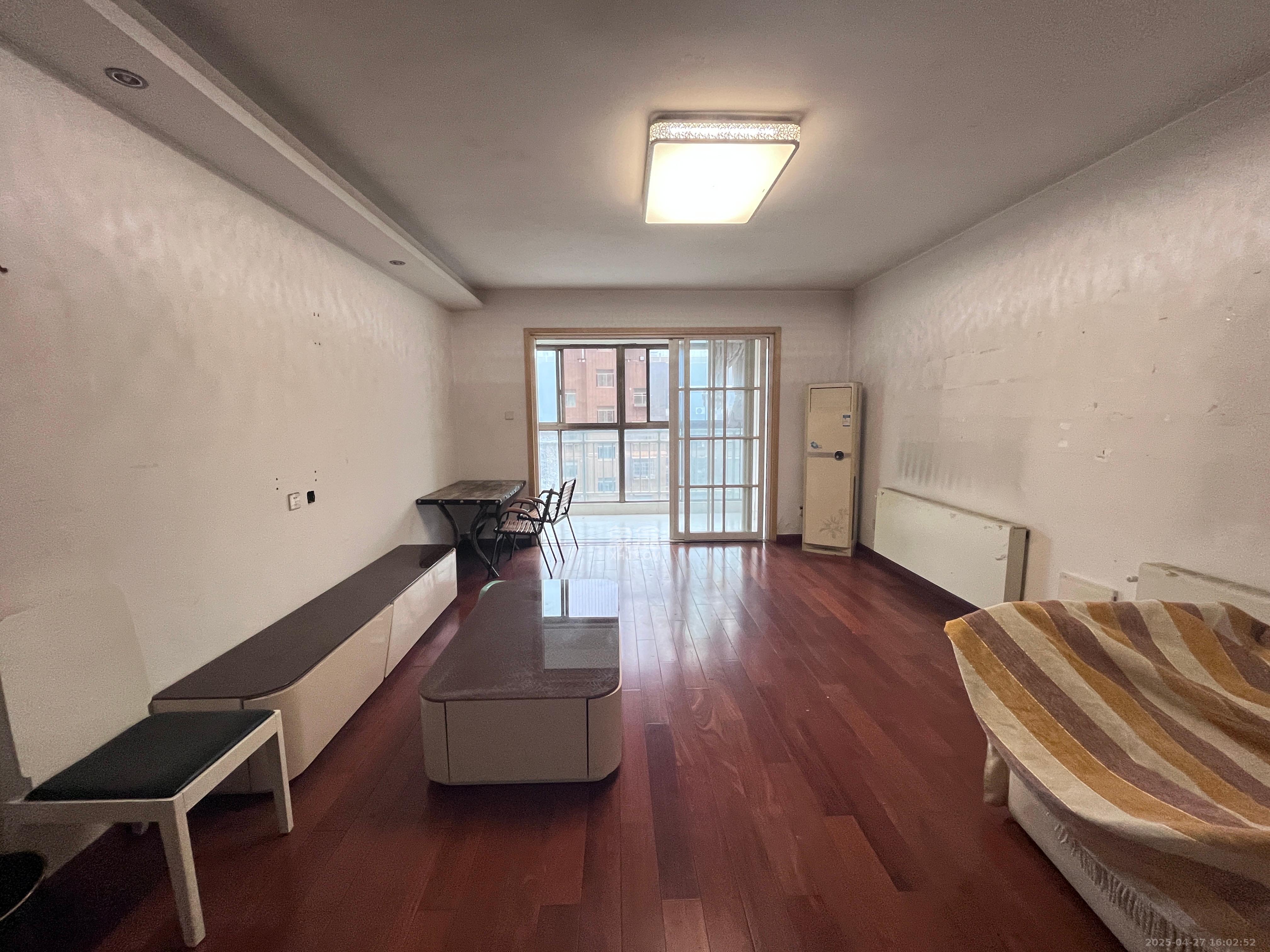 富兴嘉城（富兴汇中央）  4室2厅2卫    3000.0元/月室内图