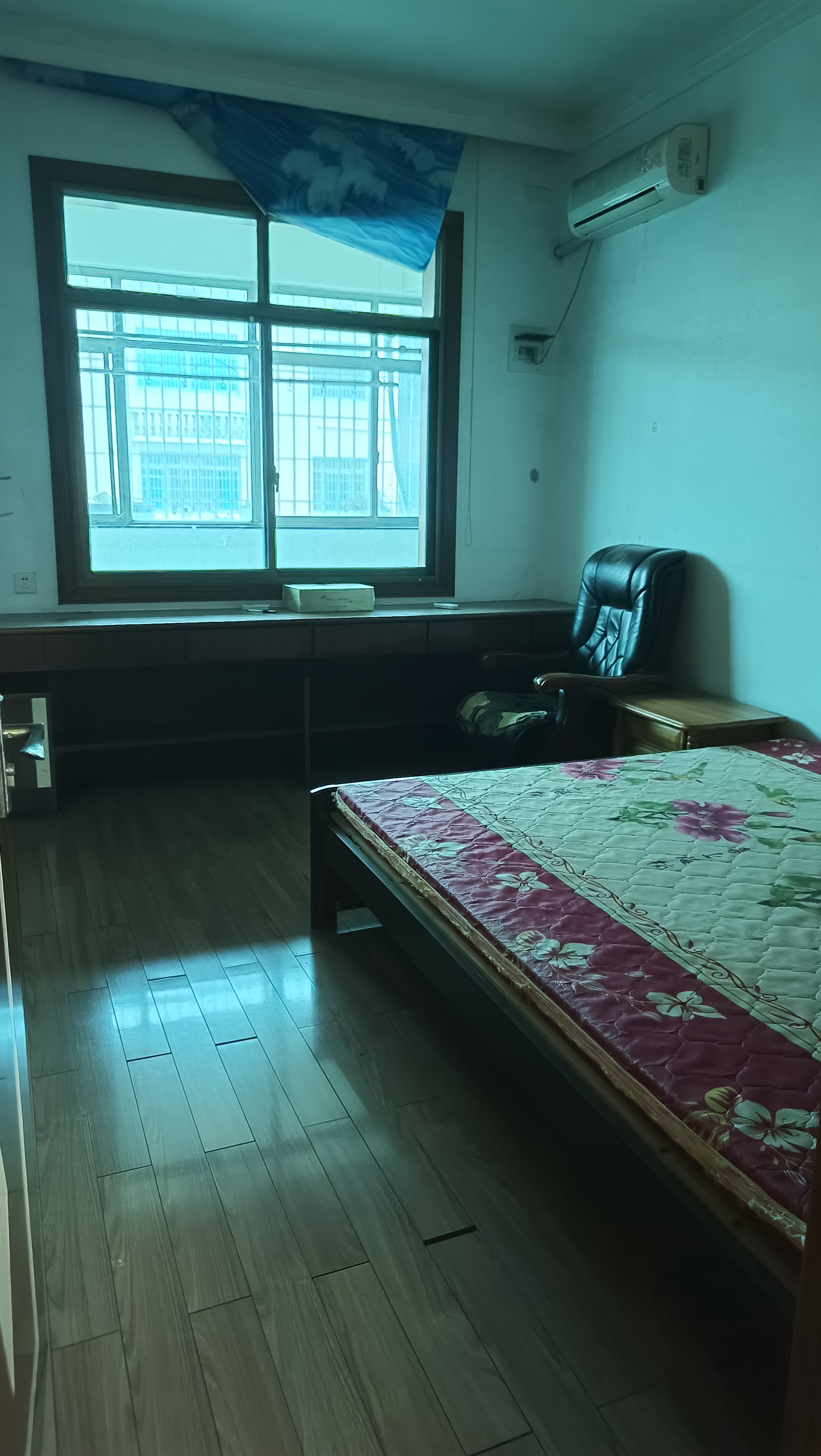 中级人民法院  1室0厅0卫   1800.00元/月室内图