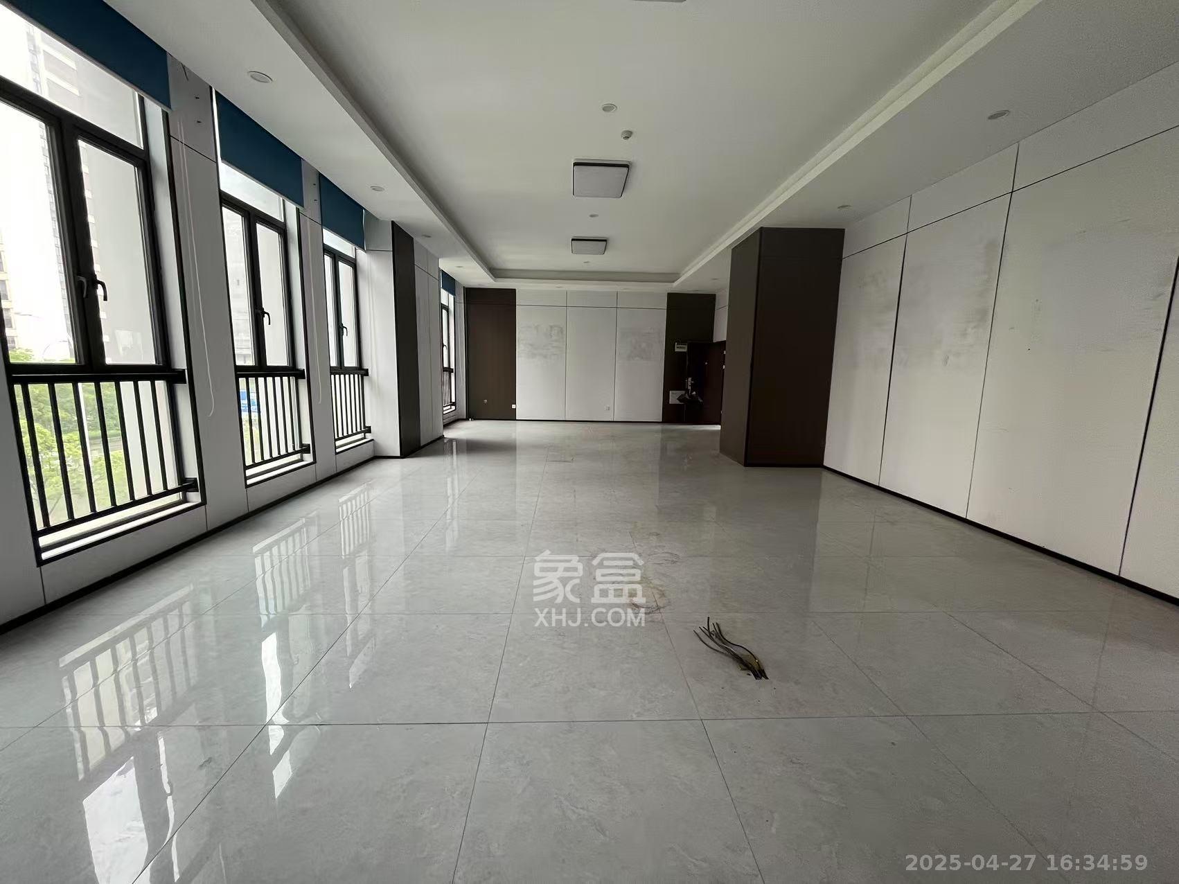 金恒银杉里   1217.0㎡      490000.0元/月室内图