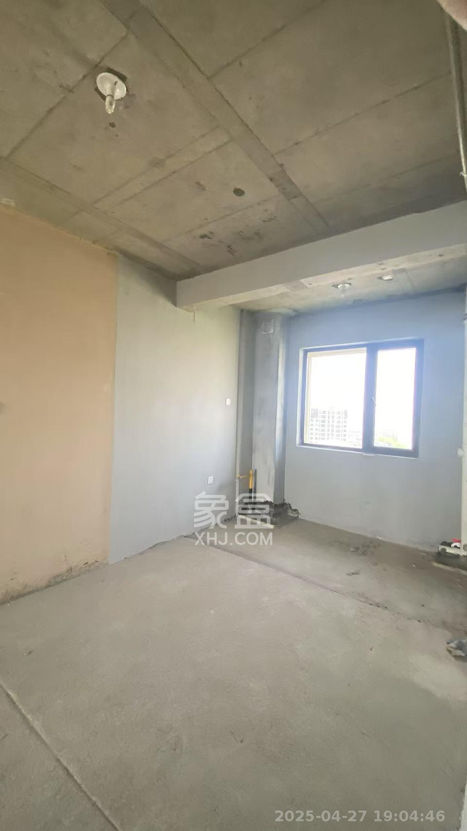 华润置地广场二期  3室2厅1卫   2500.00元/月室内图