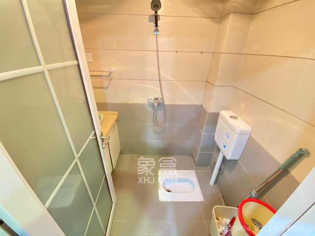 巧克力空间（建鸿达现代大厦）  1室1厅1卫   1550.00元/月室内图