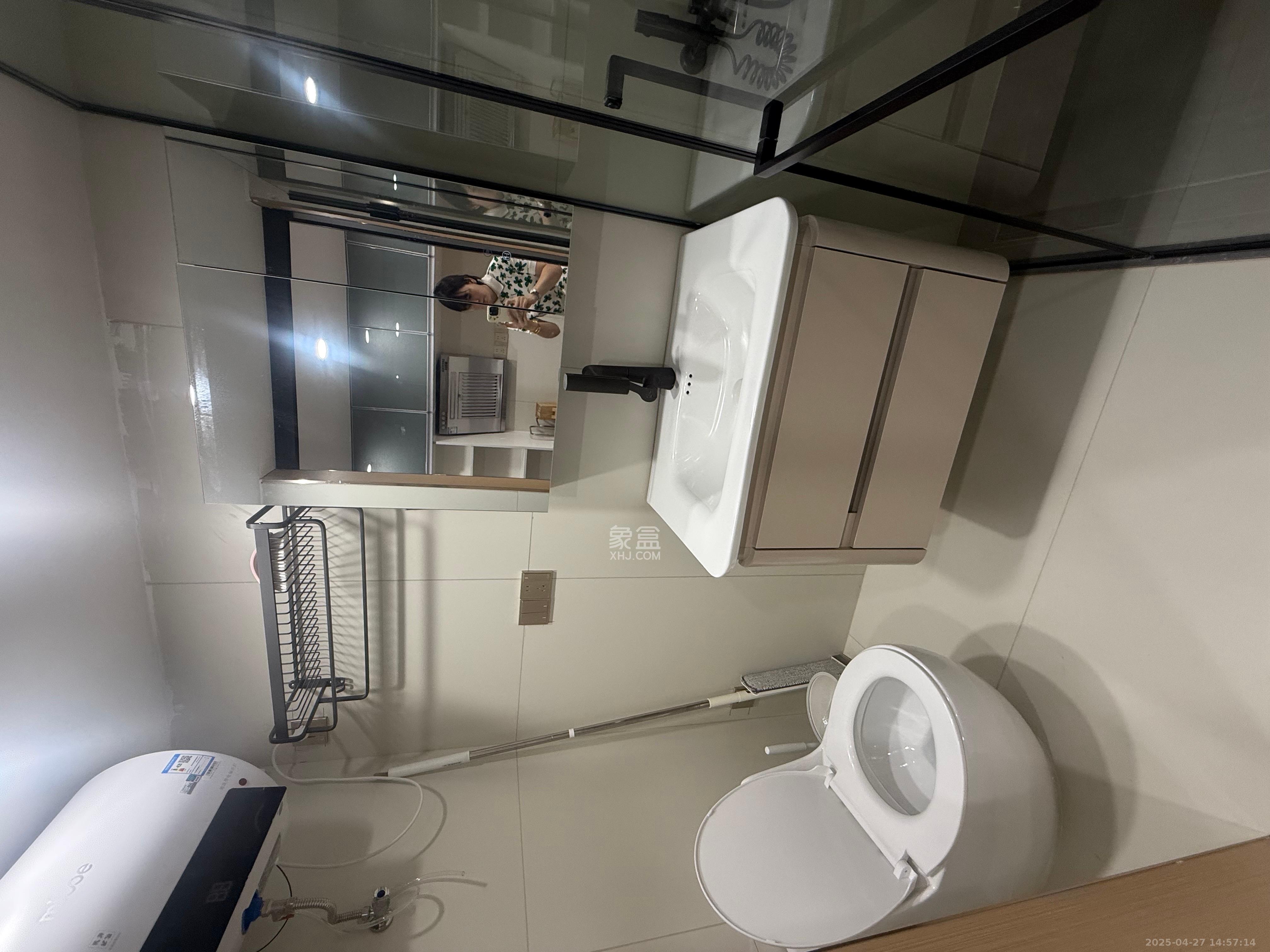 保利天禧EF区  1室0厅0卫   1900.00元/月室内图