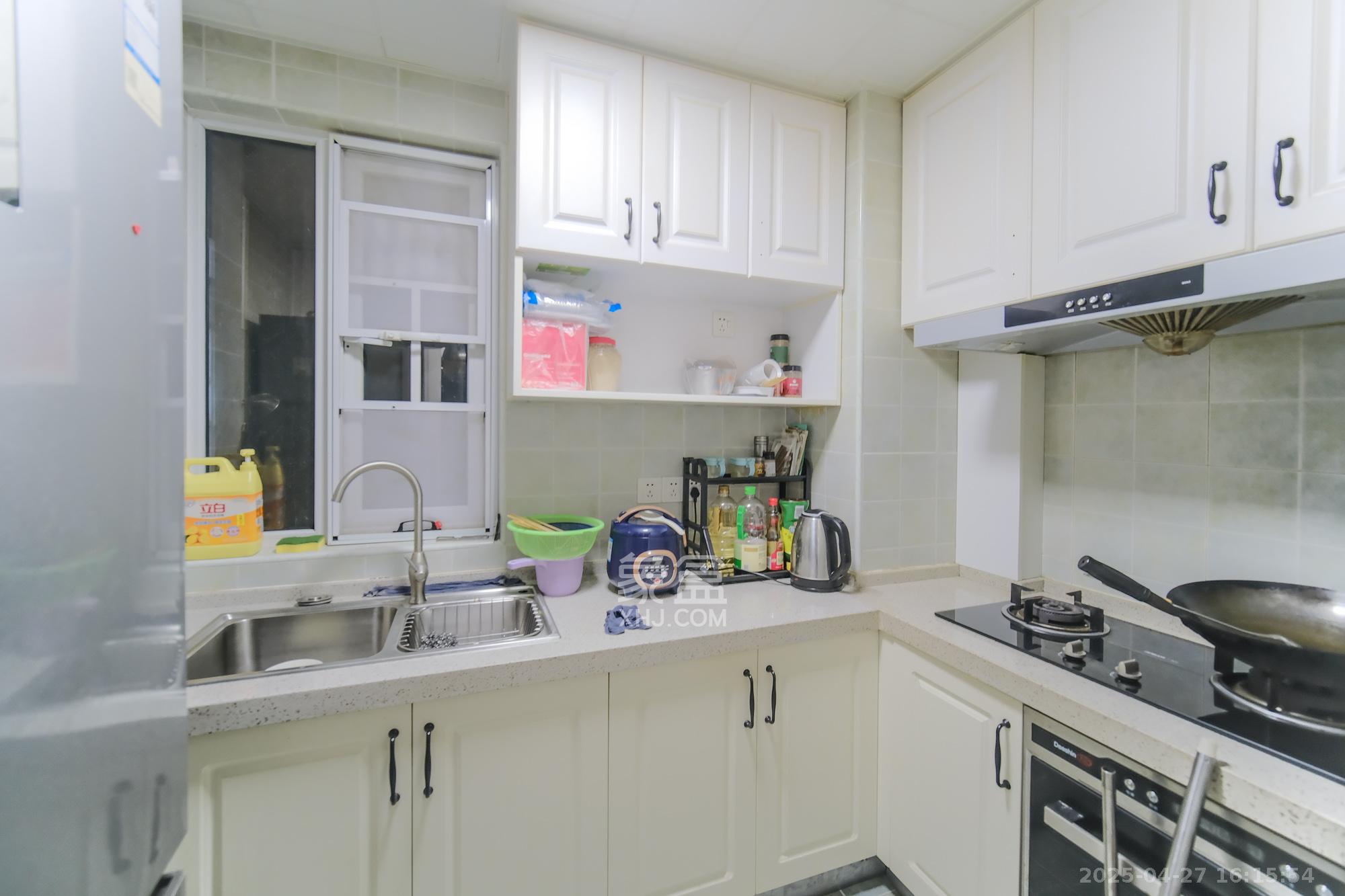 荣盛花语城 2室2厅1卫 60.0万 荣盛花语城 2室2厅1卫 60.0万厨房