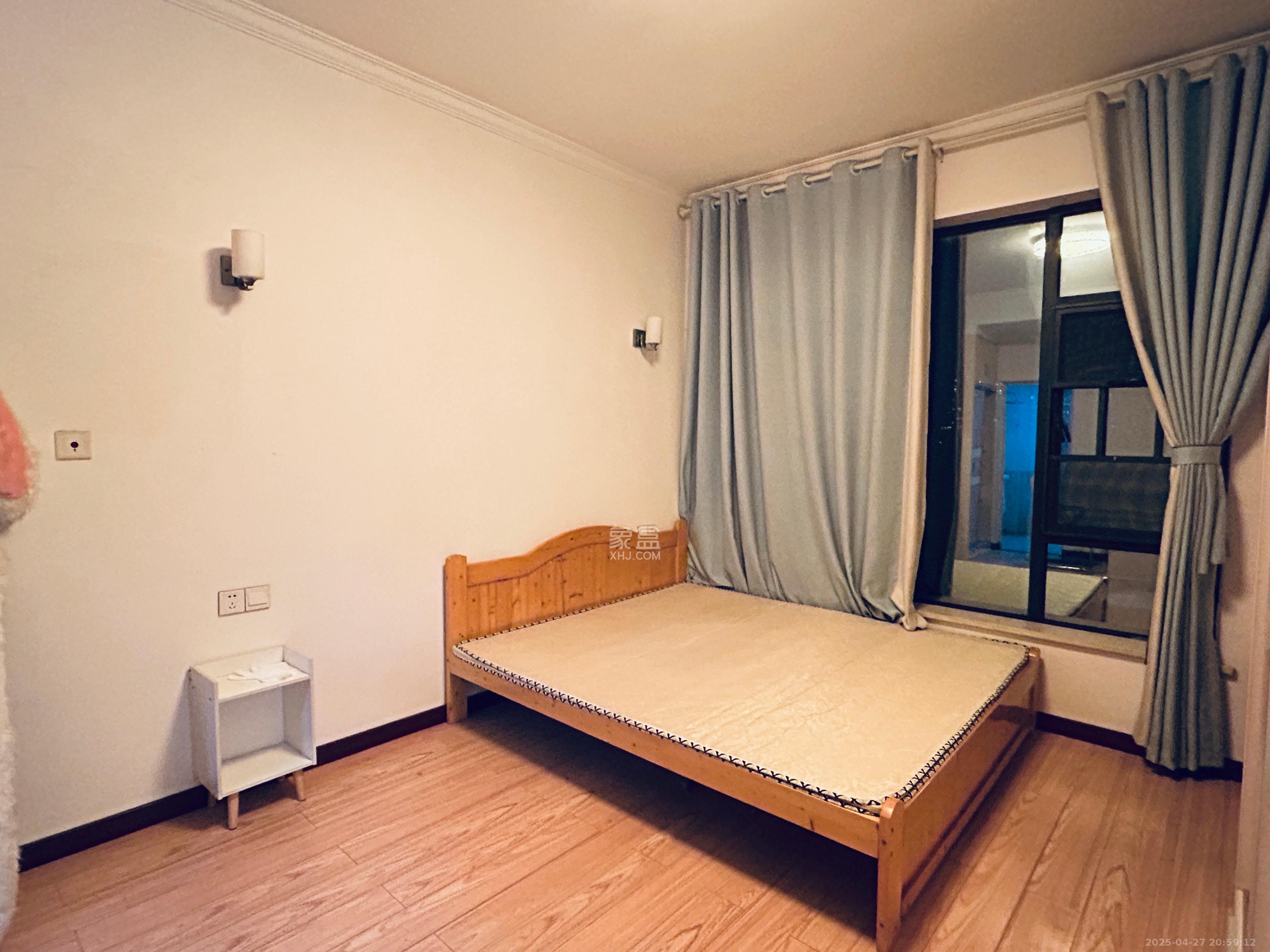 天元涉外景园C区 3室2厅2卫 2600.0元/月 天元涉外景园C区 3室2厅2卫 2600.0元/月室内图