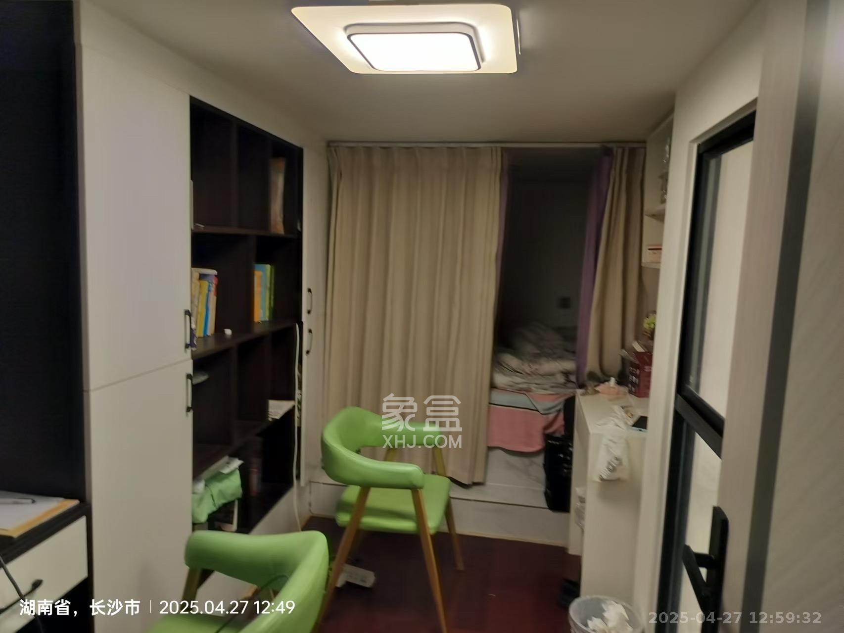 福晟翡翠湾 2室1厅1卫 2200.0元/月 福晟翡翠湾 2室1厅1卫 2200.0元/月室内图