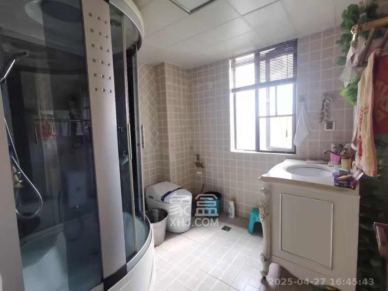 旭辉御府  3室2厅1卫   3000.00元/月室内图