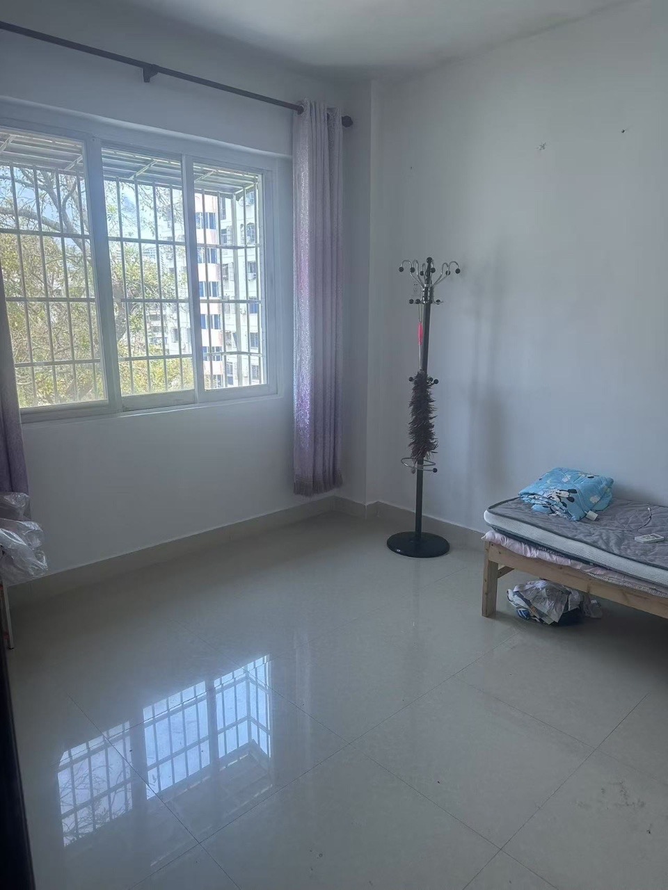 南玻公寓 1室2厅1卫 56.0万 南玻公寓 1室2厅1卫 56.0万客厅