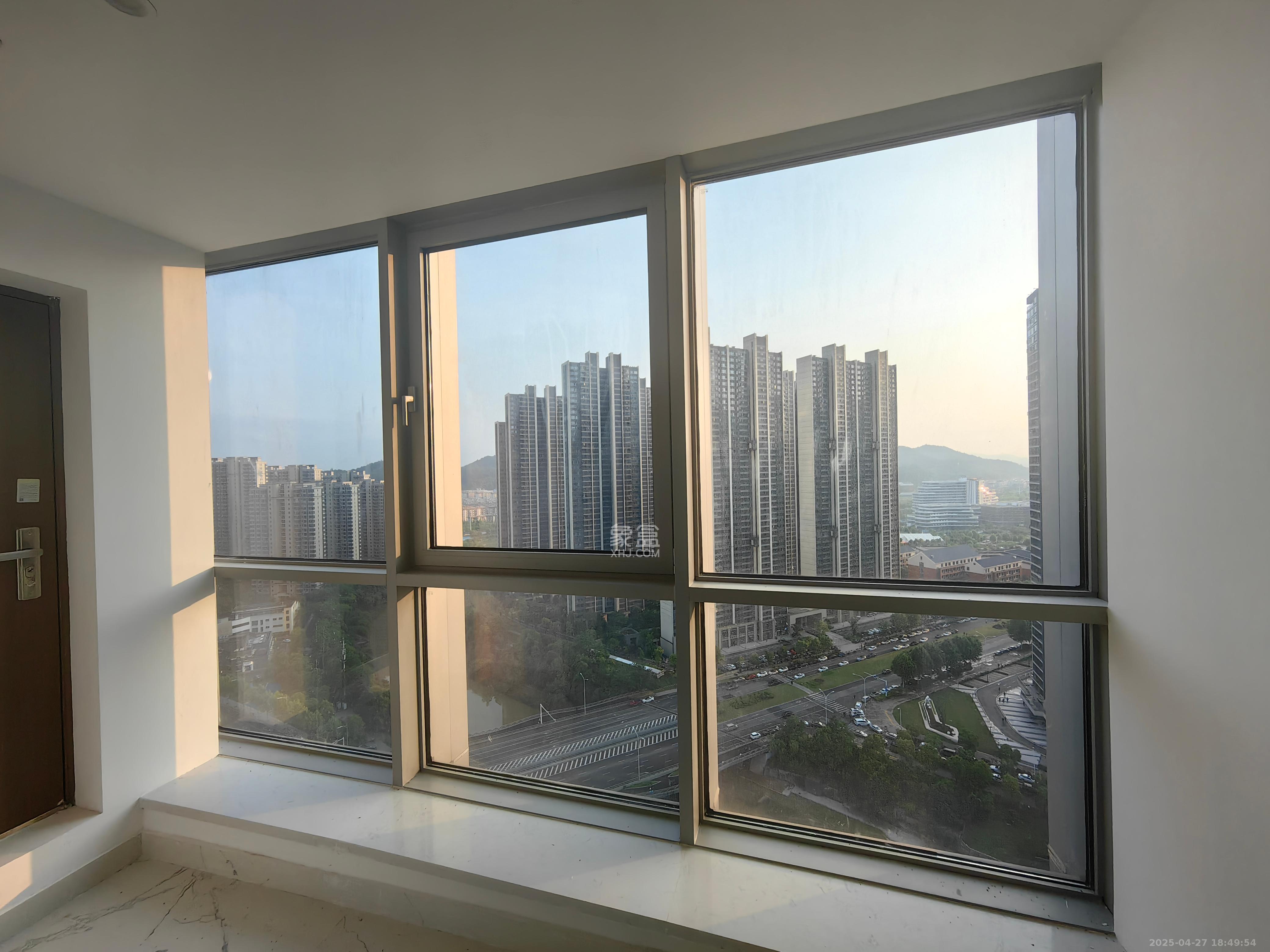 正荣梅溪紫阙台 4室2厅4卫 8500.0元/月 正荣梅溪紫阙台 4室2厅4卫 8500.0元/月室内图