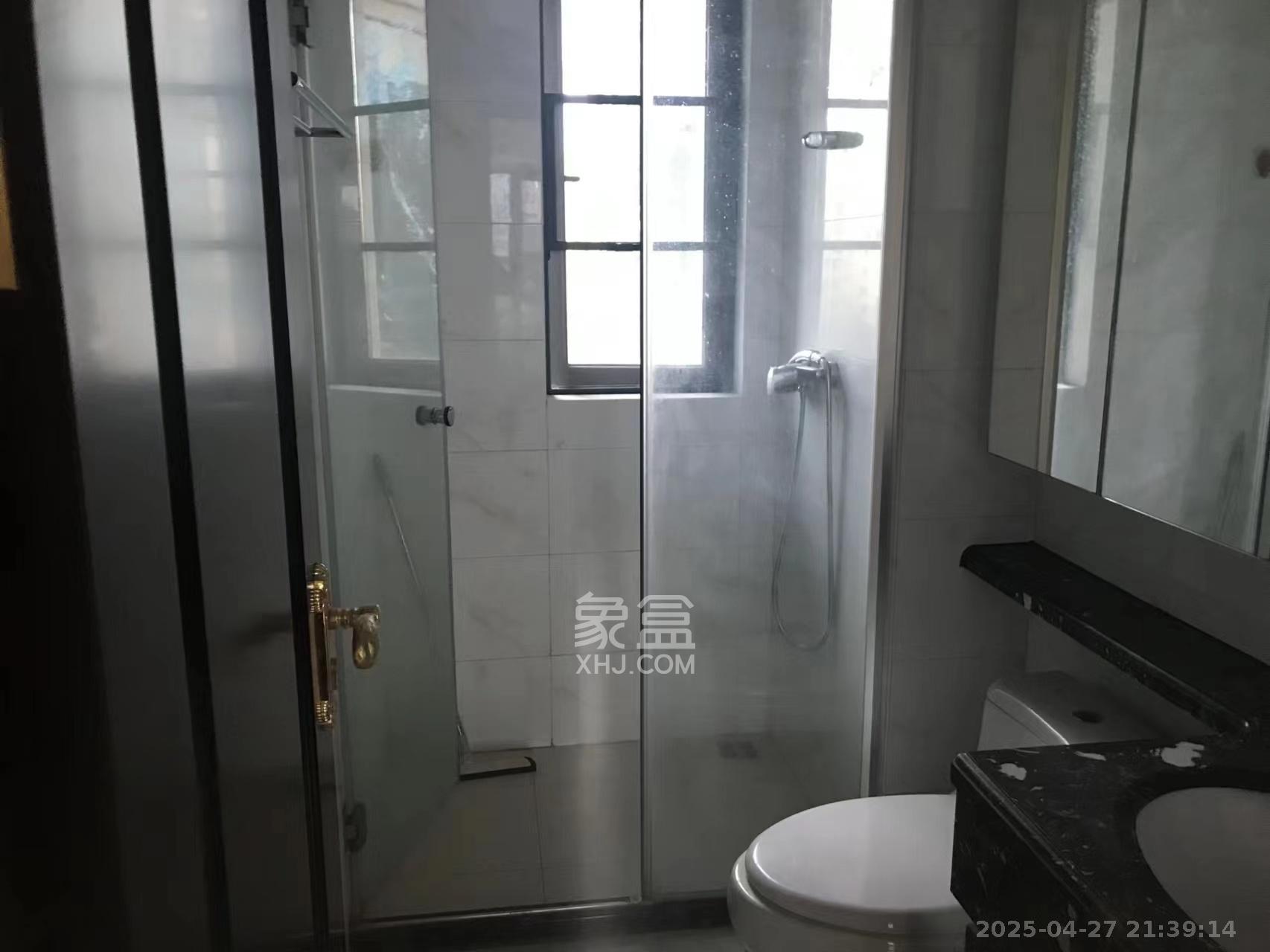 恒大雅苑  3室2厅1卫   2800.00元/月室内图